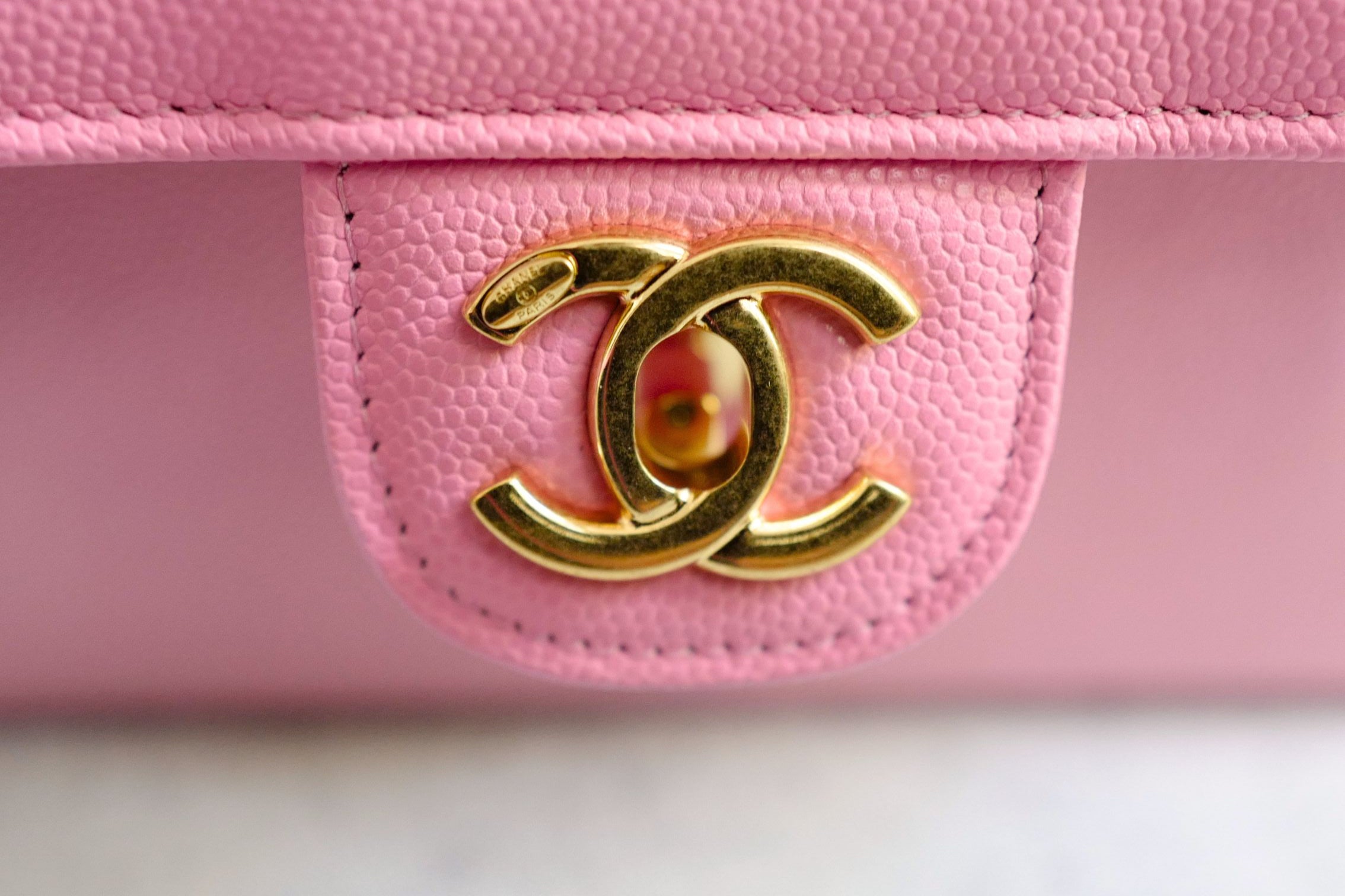 NEW Chanel 26S Preppy Coco 22 Small Pink Grained Shiny Calfskin Gold Hardware
