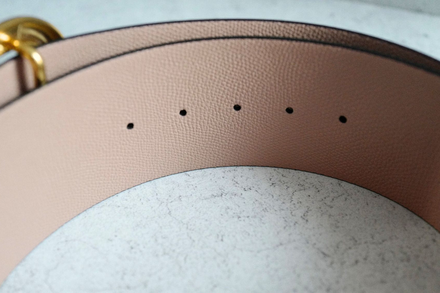 Valentino Vlogo Hammered Buckle Reversible Wide Signature Belt Burgundy/Blush