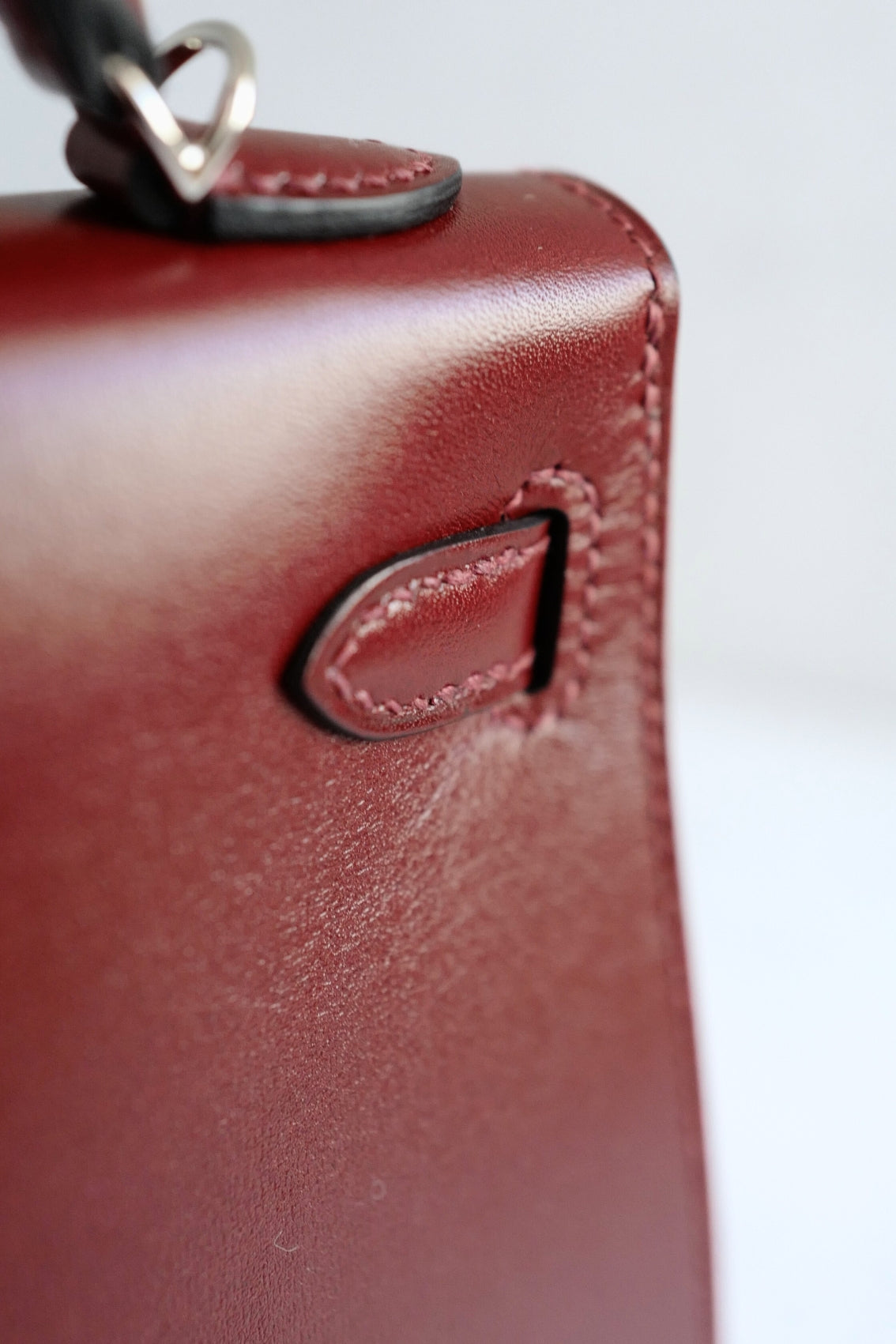 Hermès Kelly 20 Clouté Rouge H Palladium Hardware Stamp K