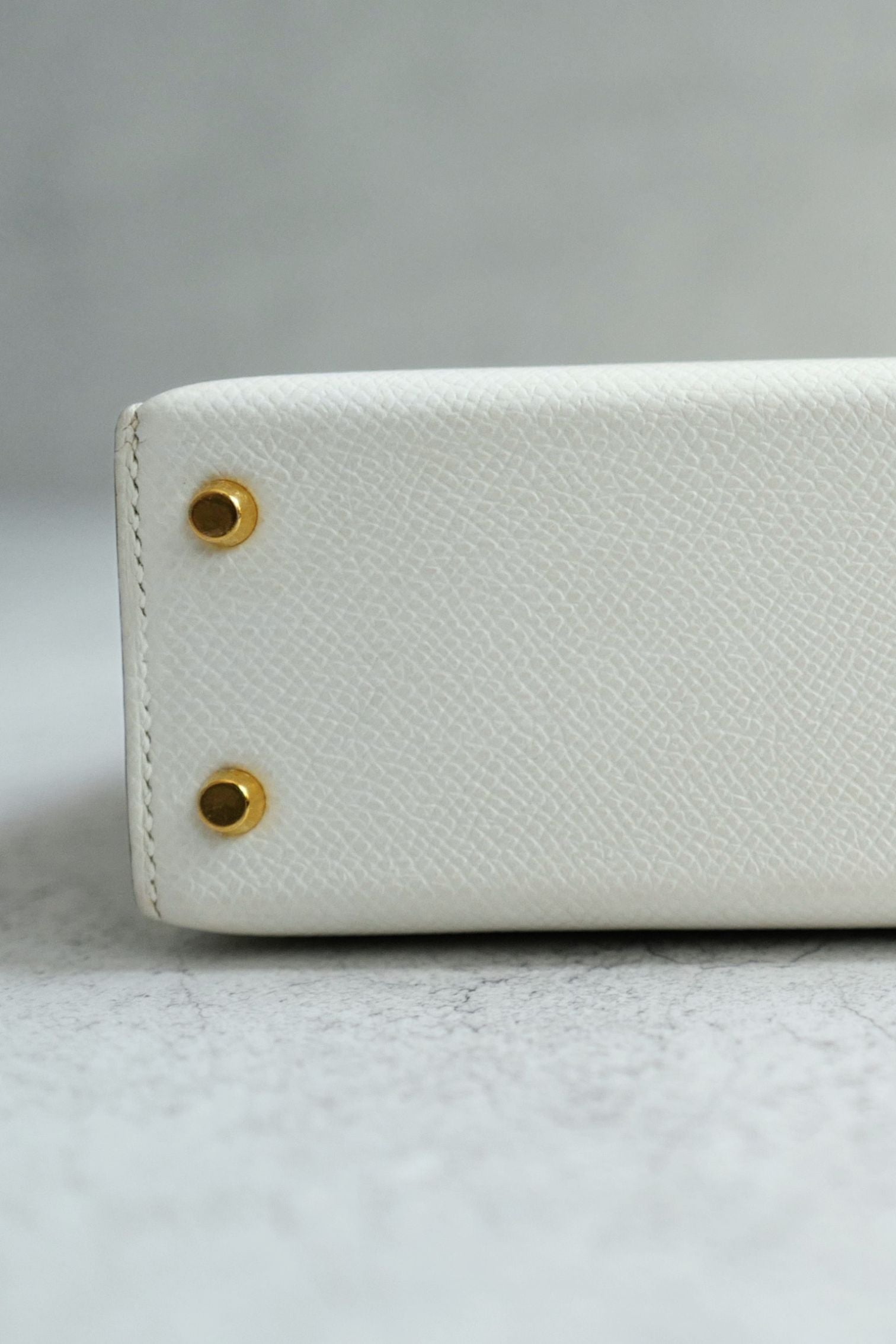 Hermès Mini Kelly 20 Gris Pale Epsom Leather Gold Hardware