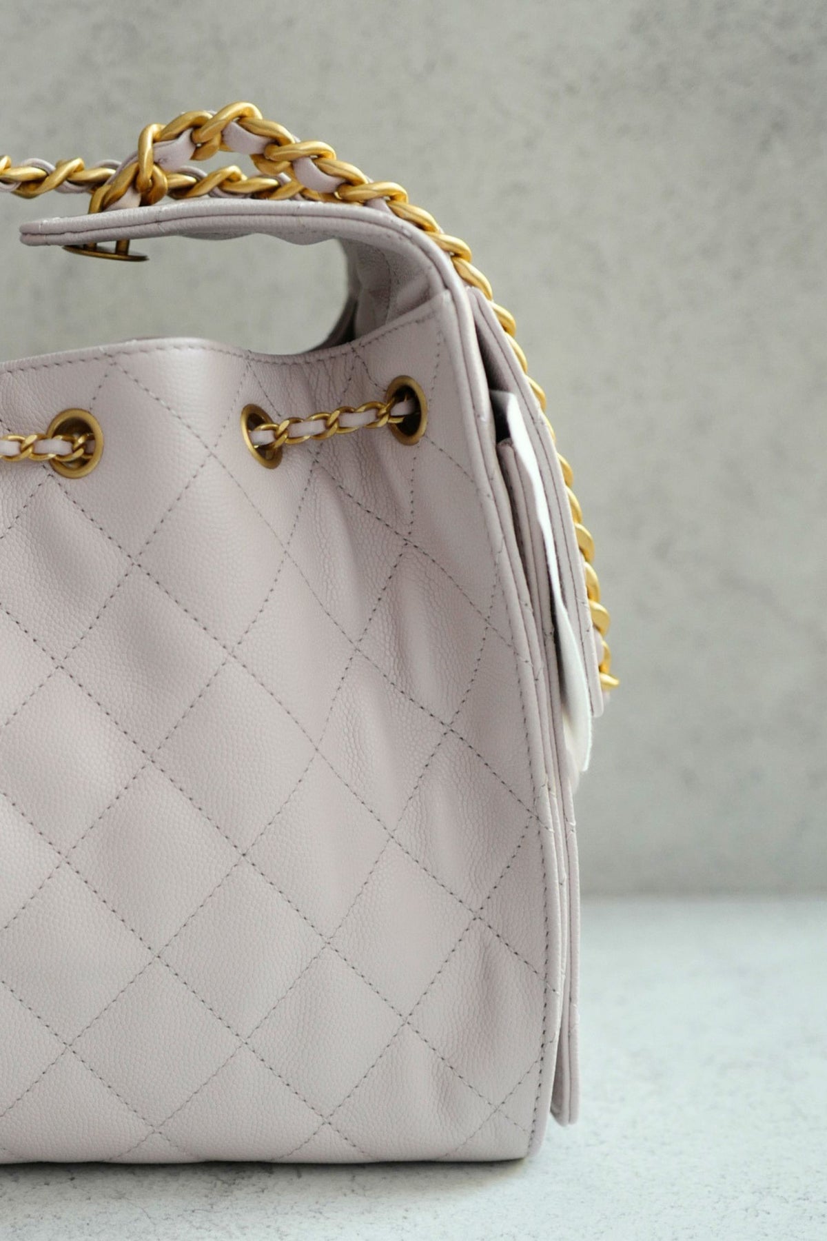 BNIB Chanel 25K Small Hobo Bag Lilac Grained Calfskin with Gold Hardware