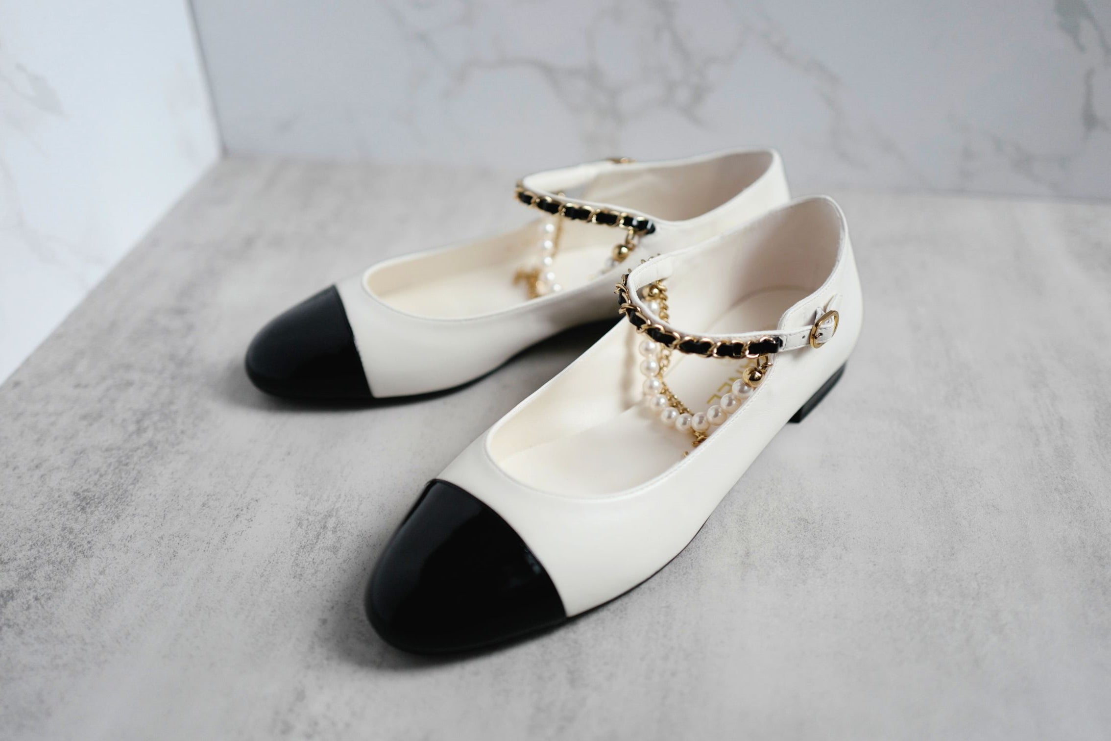 CHANEL Mary Jane Black/White Lambskin Patent Leather Pearl Detail Size 39