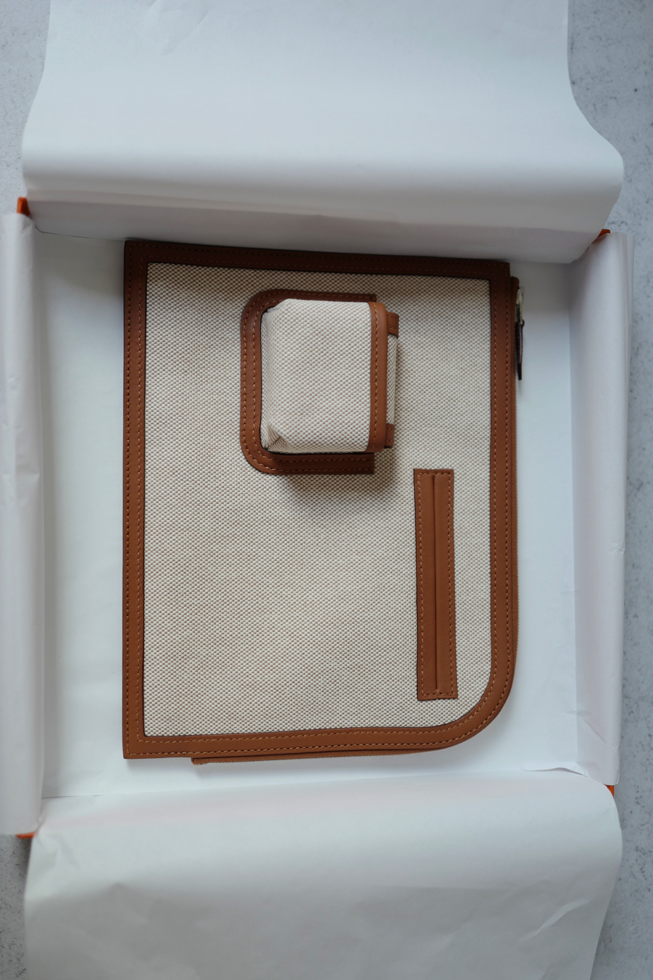 BNIB Hermès H Swift Canvas Cargo Travel Pouch in Ecru-Gold with Palladium HW