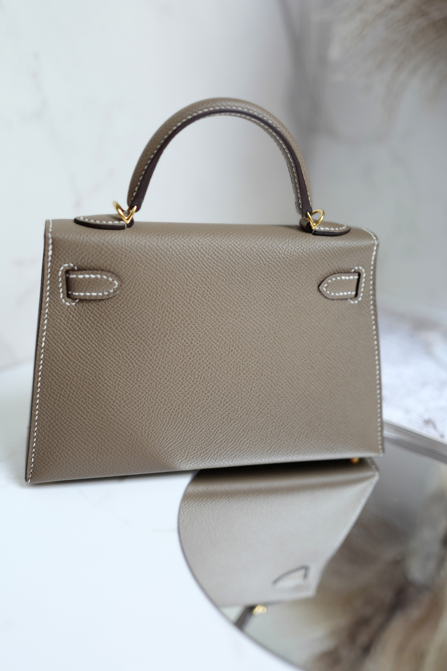 New Hermès Mini Kelly Etoupe Epsom Leather with Gold Hardware