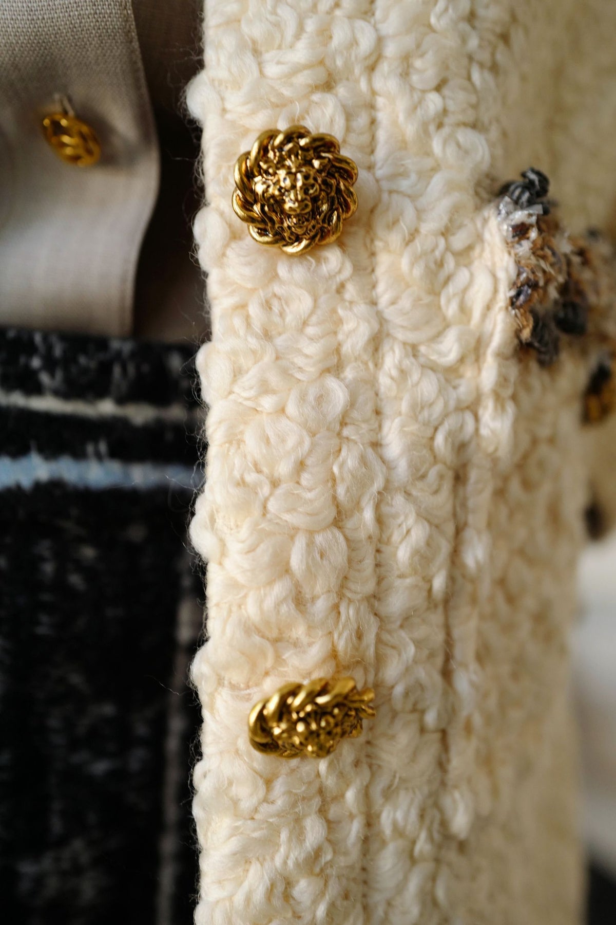 NEW Chanel 26K Oversized Jacket Wool String with Silk Lining Beige Size 36