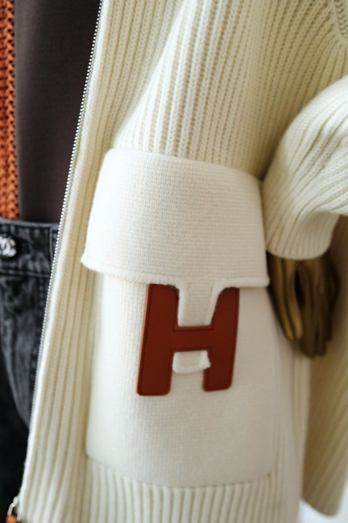 NEW Hermes Blouson Cardigan Blanc Naturel Wool Knit H Leather Pocket Size 34