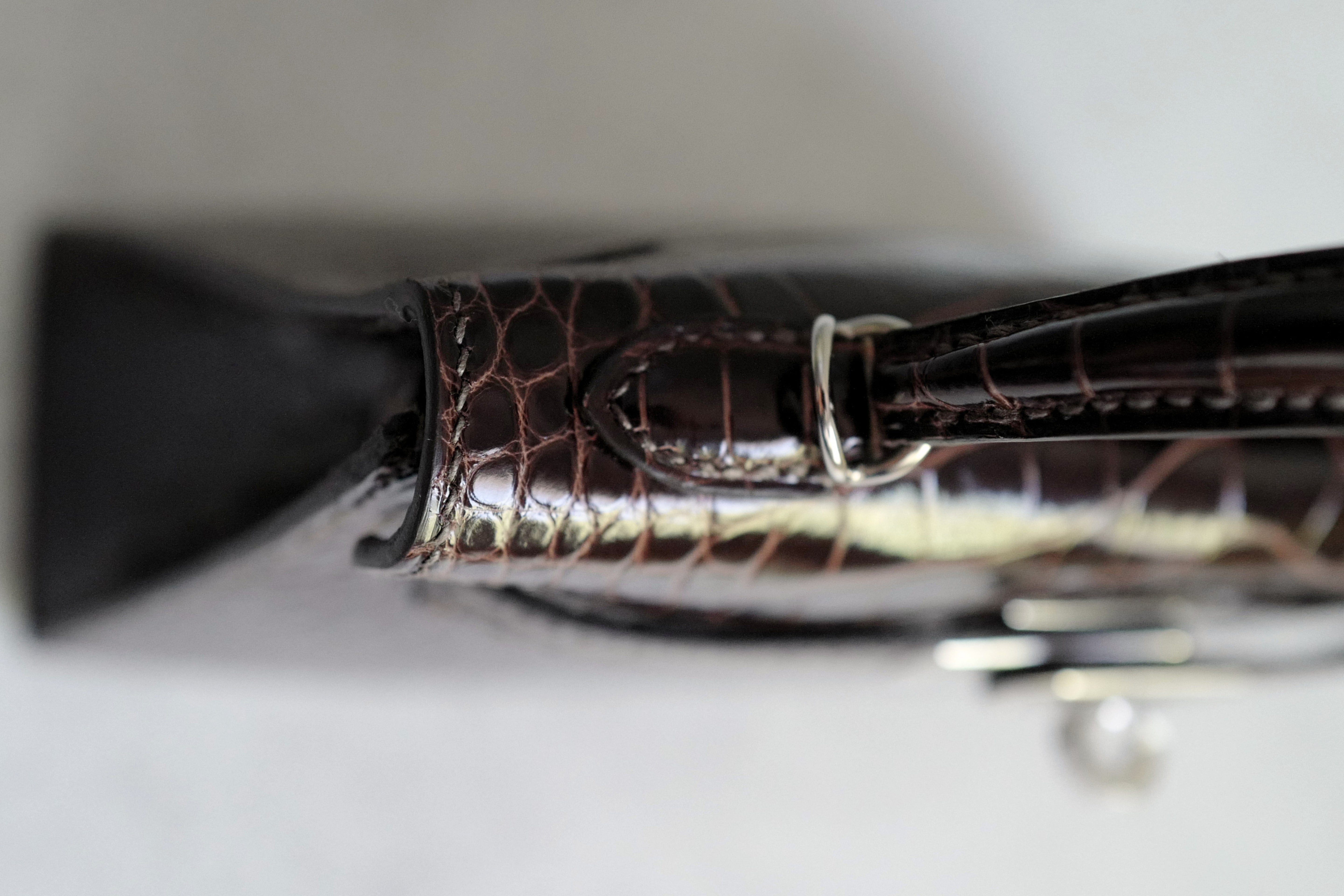 Hermès Mini Kelly Havane Sellier Alligator Mississippiensis Lisse PHW G Stamp