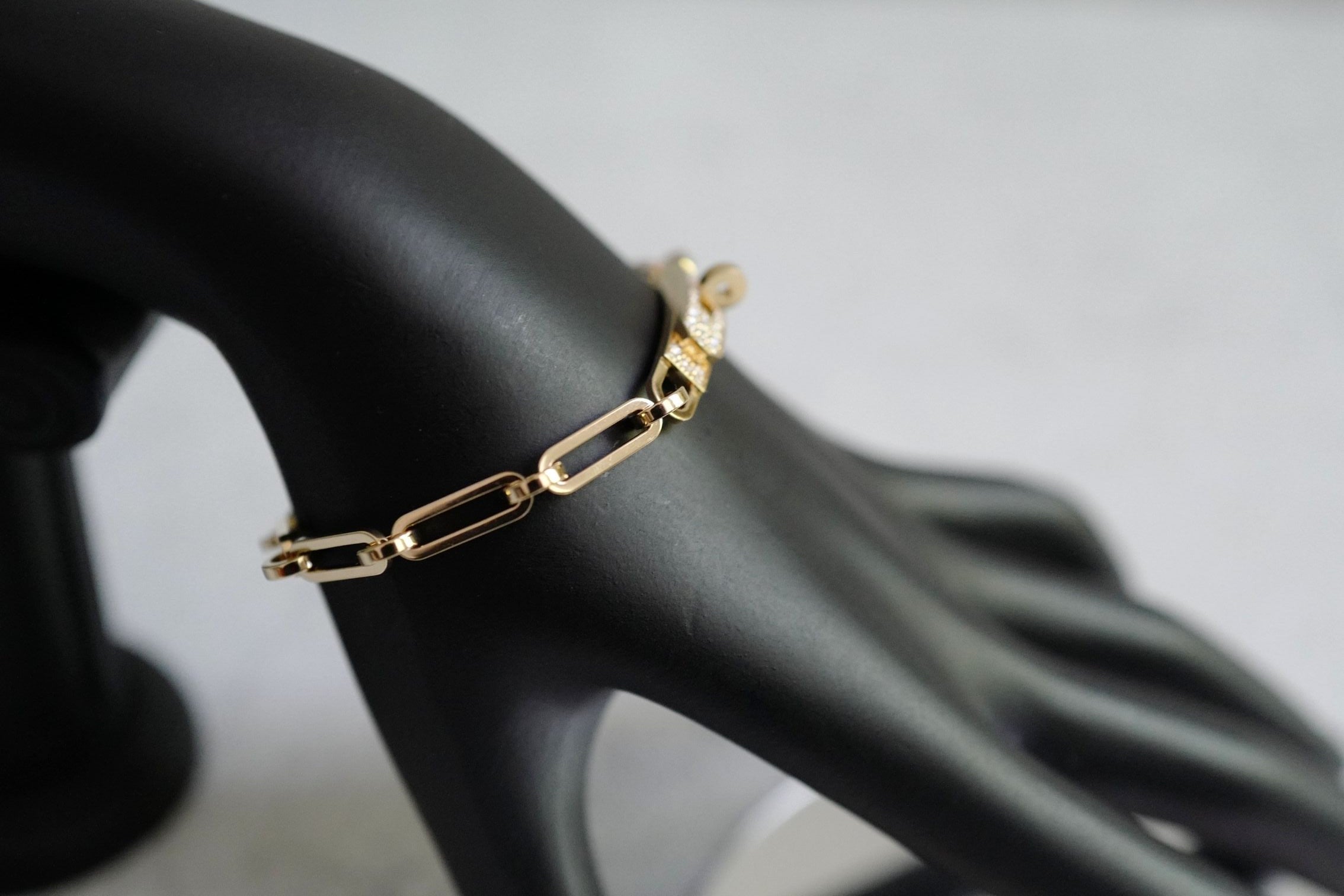 Hermès Kelly Chaine Bracelet Small Size 18K Yellow Gold 41 Diamonds Size 150