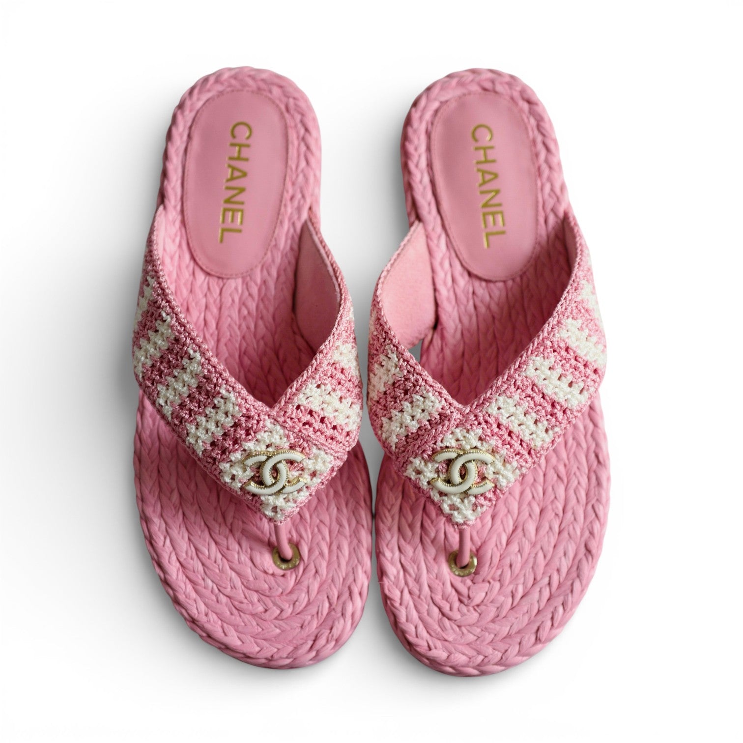 BNIB Chanel 24M Coco Neige beach Collection Pink Crochet Thong Sandal 38 NEW