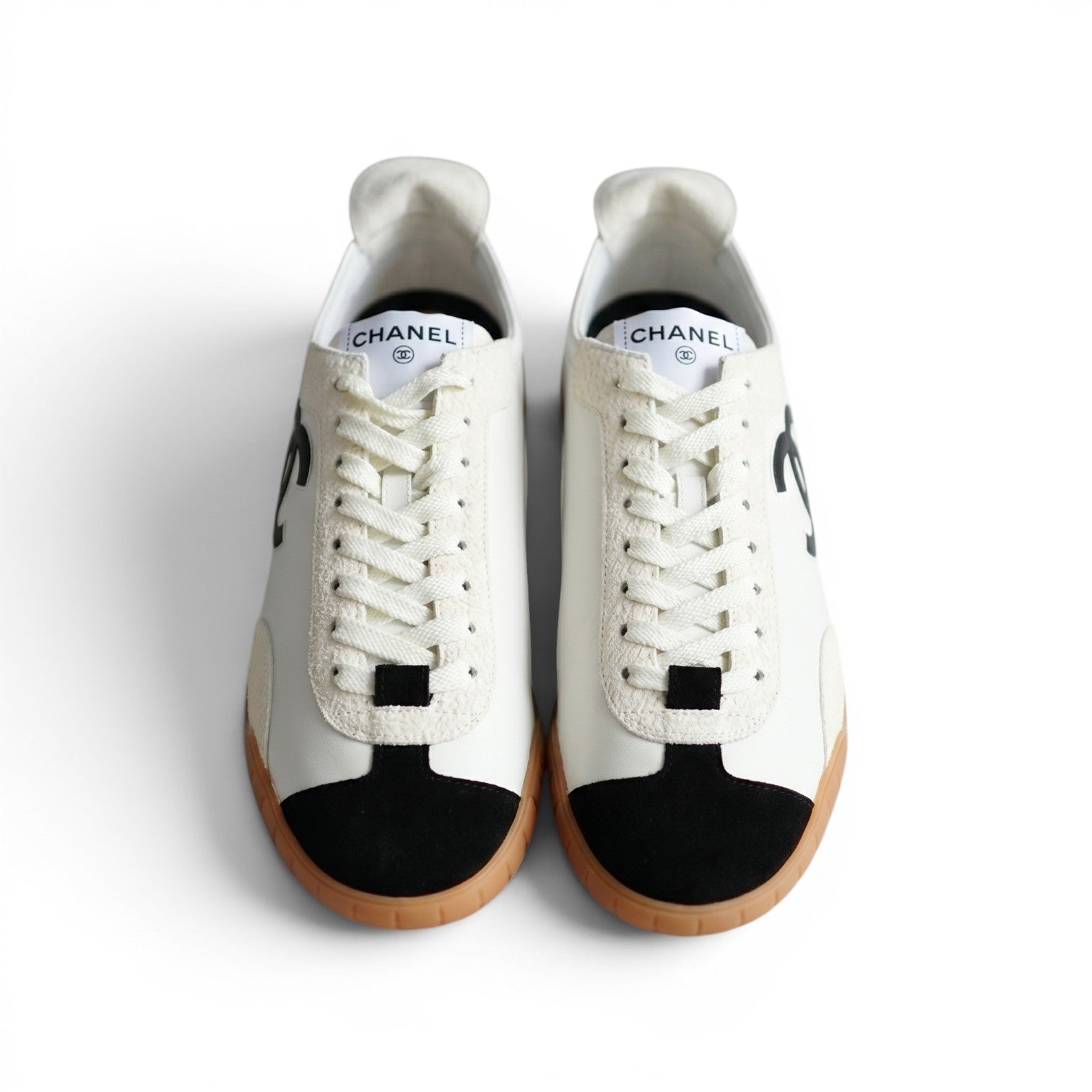 NEW Chanel 26P Sneakers White Black Calfskin Embossed Suede Size 38.5