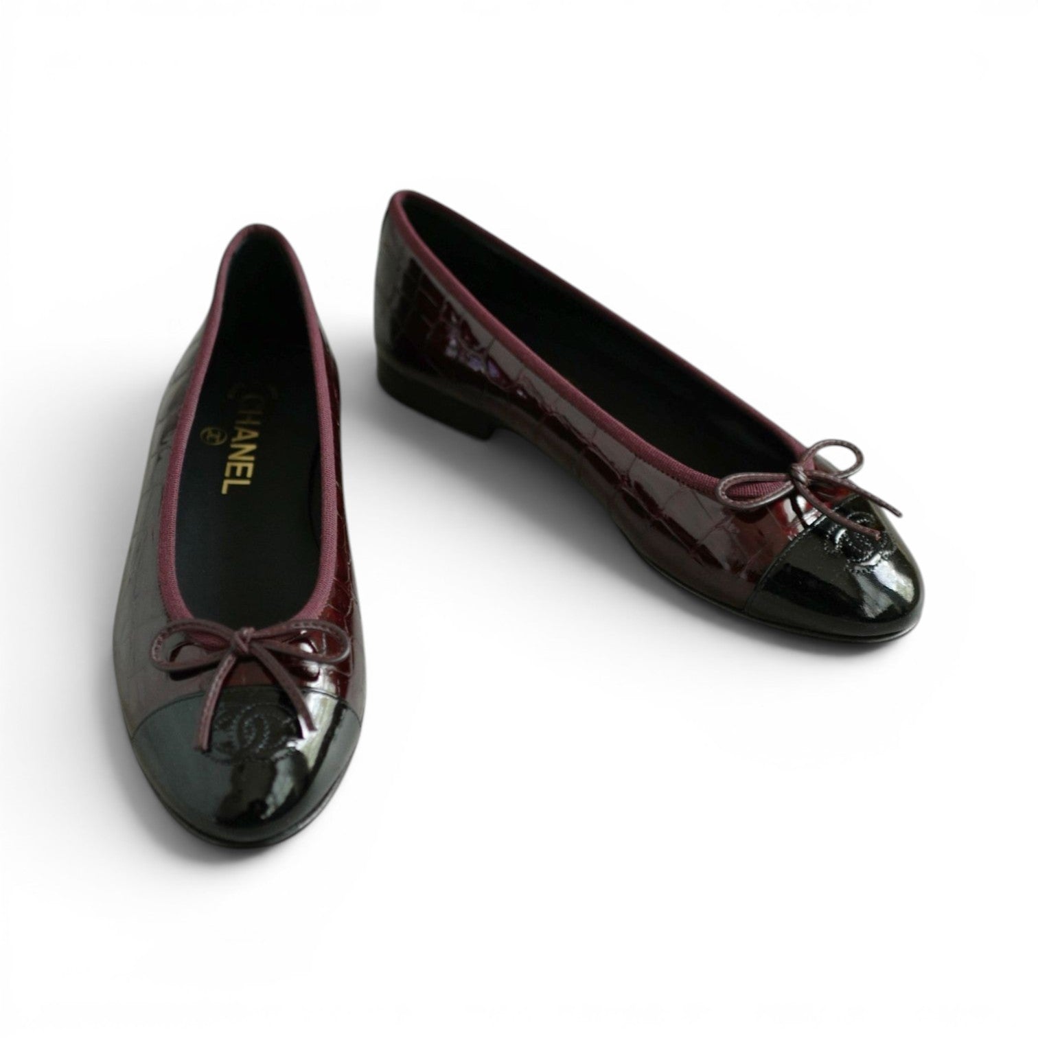 Chanel 26A Ballet Flats Croc Embossed Patent Calfskin Burgundy Black Size 38.5