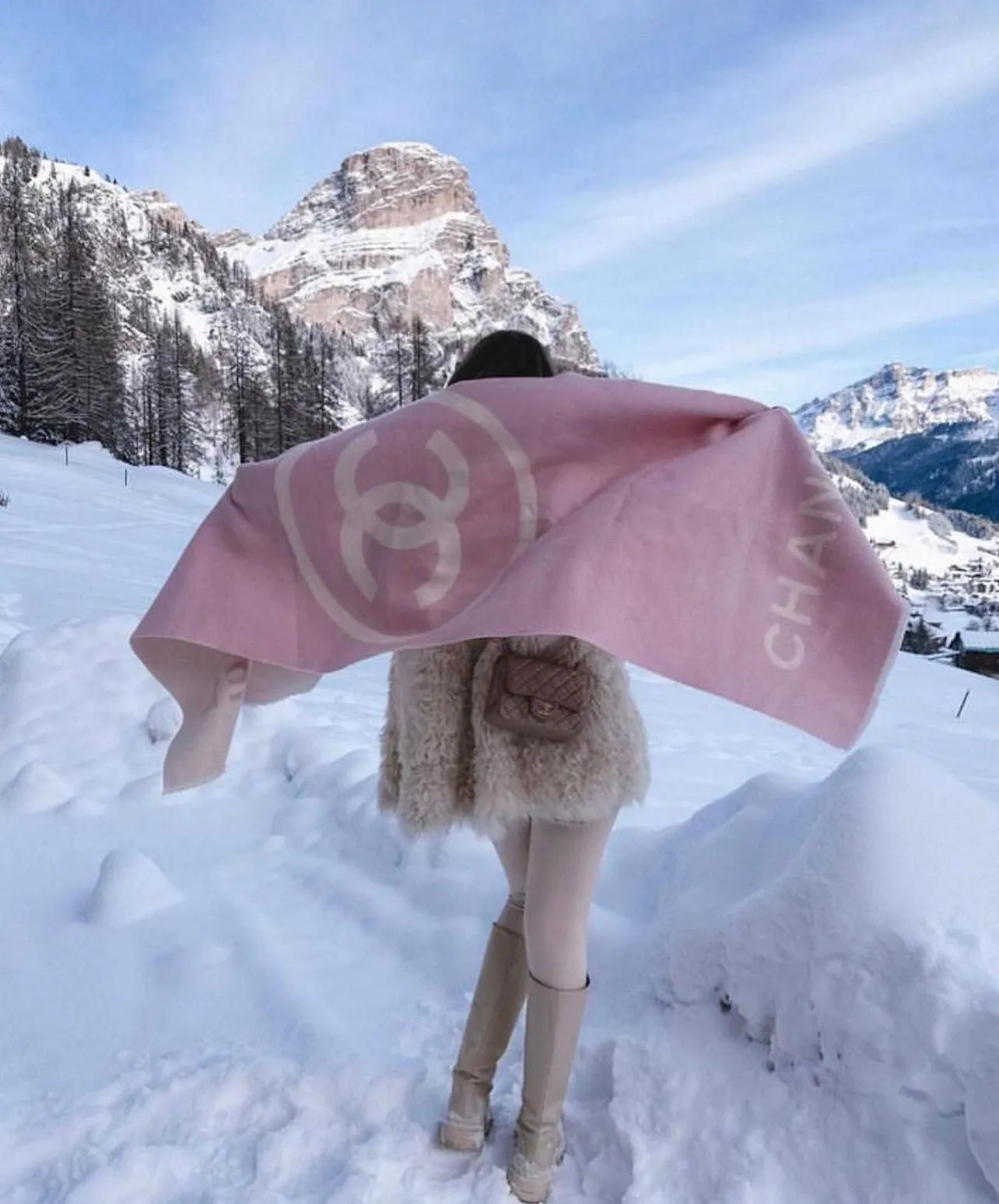 シャネル CHANEL STOLE 楽天市場】【新品□正規品□送料無料□ギフト包装無料】CHANELシャネル