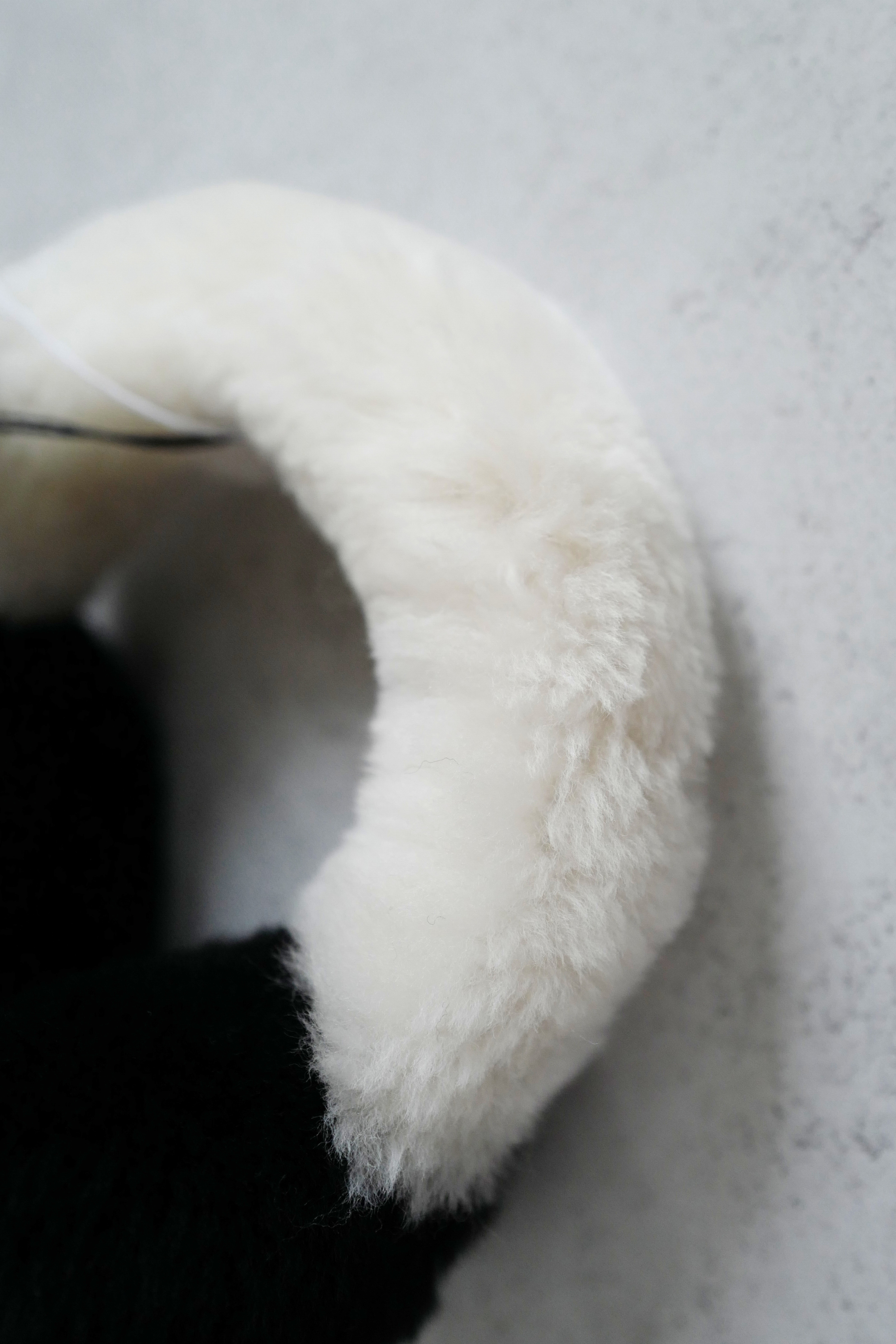 BNIB Chanel 25N Coco Neige Shearling Earmuffs in Black and White