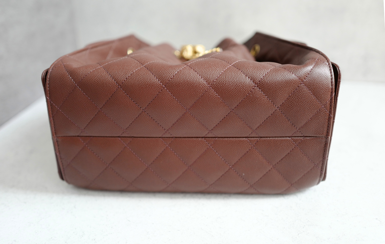 BNIB Chanel 25K Small Hobo Bag Dark Brown Grained Calfskin with Gold Hardware