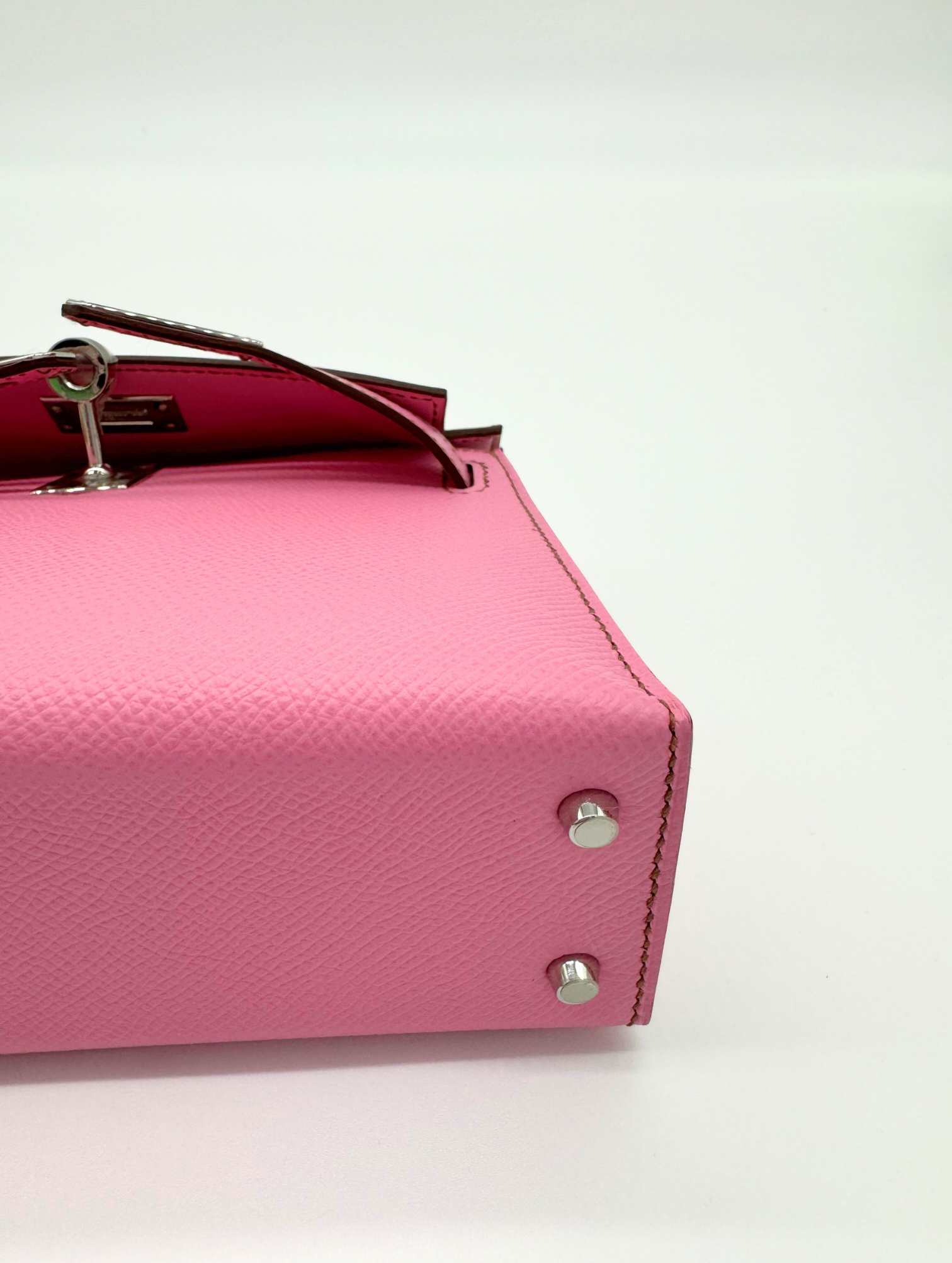 BNIB Hermès Mini Kelly 20 5P Bubblegum Pink Epsom Palladium Hardware Z Stamp