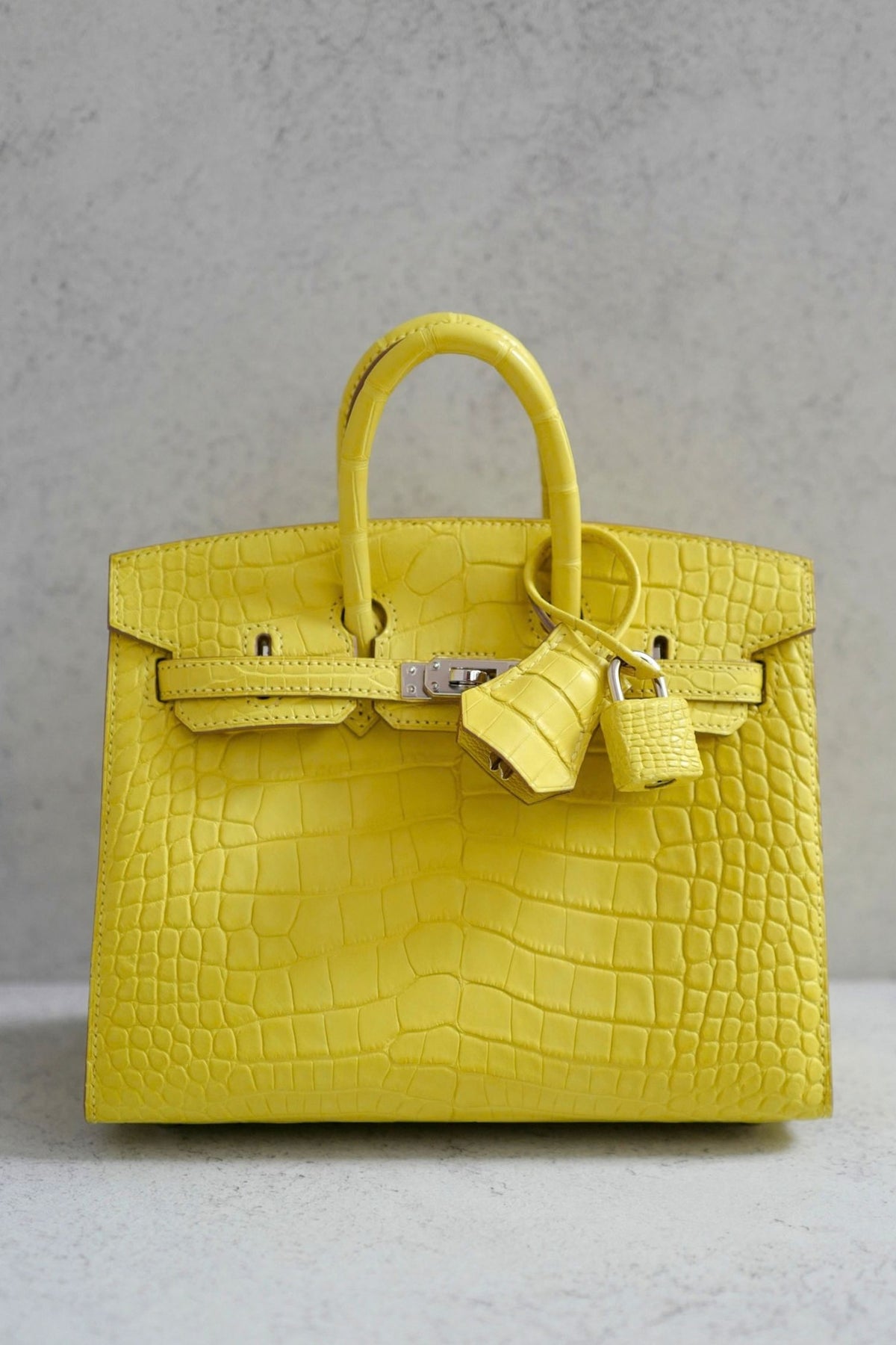 NEW Hermes Birkin 20 Lime Matte Alligator Sellier PHW W Stamp Limited Edition