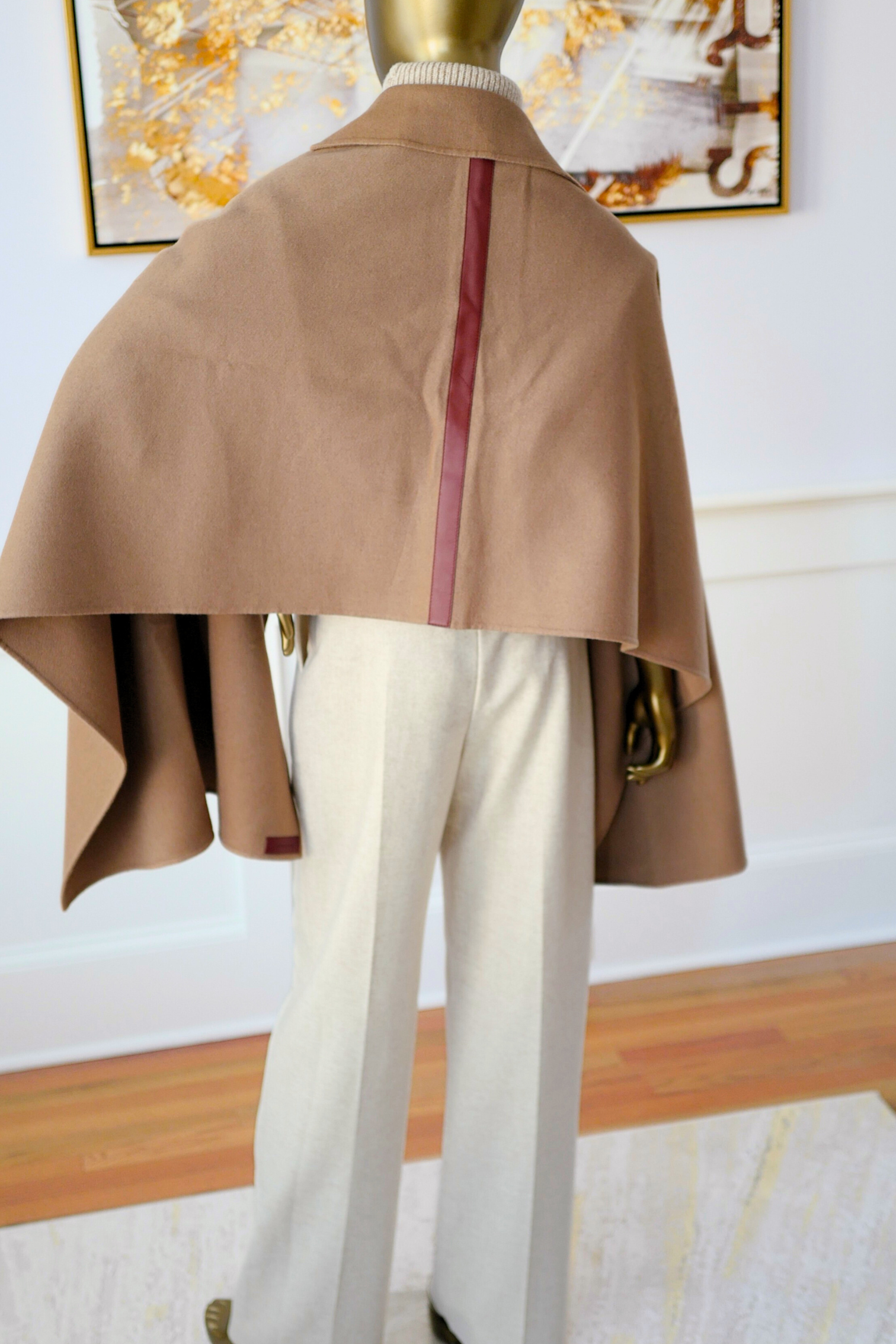 Hermès Étole Poncho 100% Cashmere Trompe L’Oeil HG 01 Camel