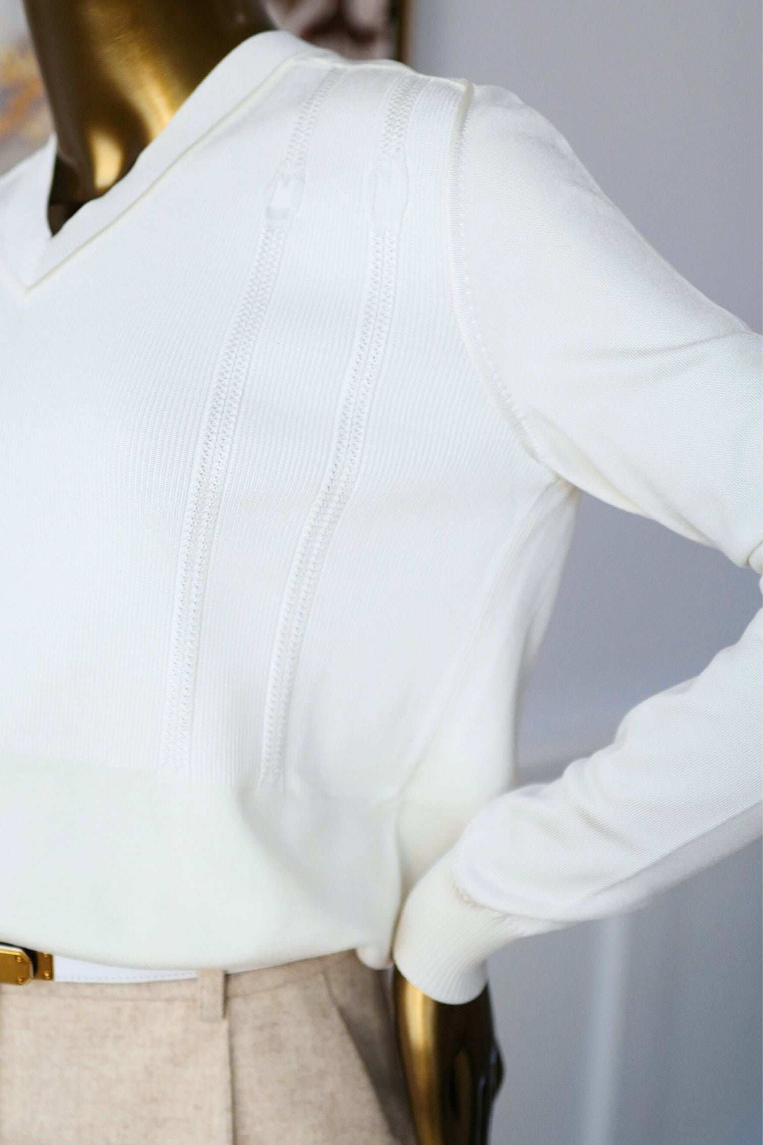 Hermès Long-Sleeve Textured Silk Cotton V-Neck Sweater Blanc Naturel Size 36