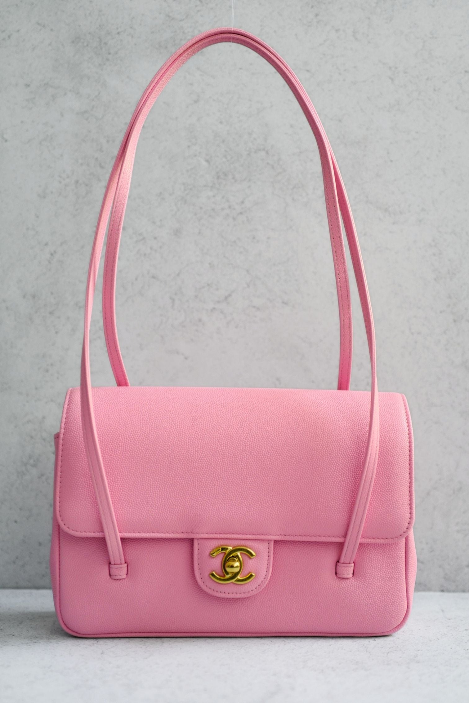 NEW Chanel 26S Preppy Coco 22 Small Pink Grained Shiny Calfskin Gold Hardware