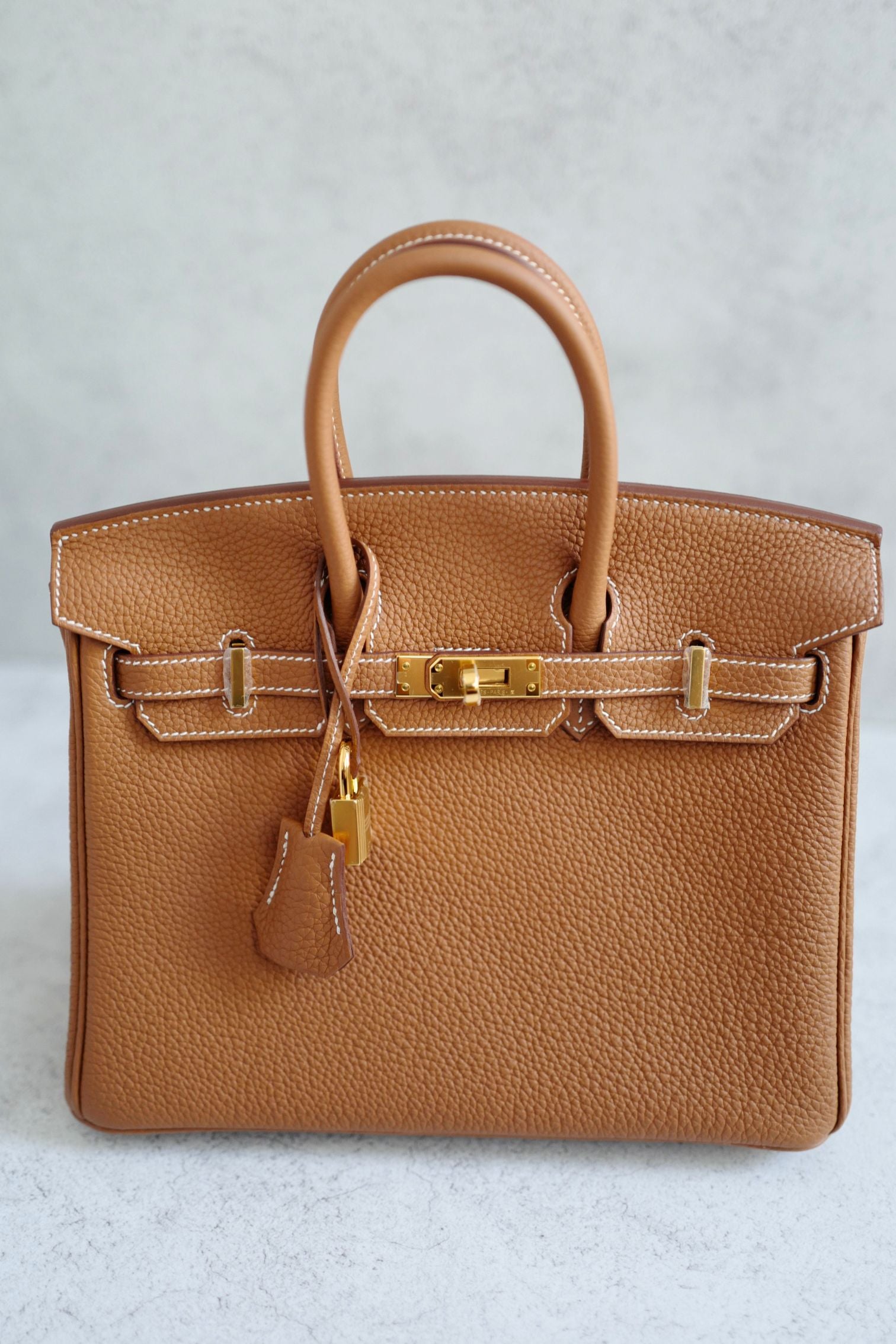 BNIB Hermes Birkin 25 Gold Togo Leather Gold Hardware G Stamp 2026