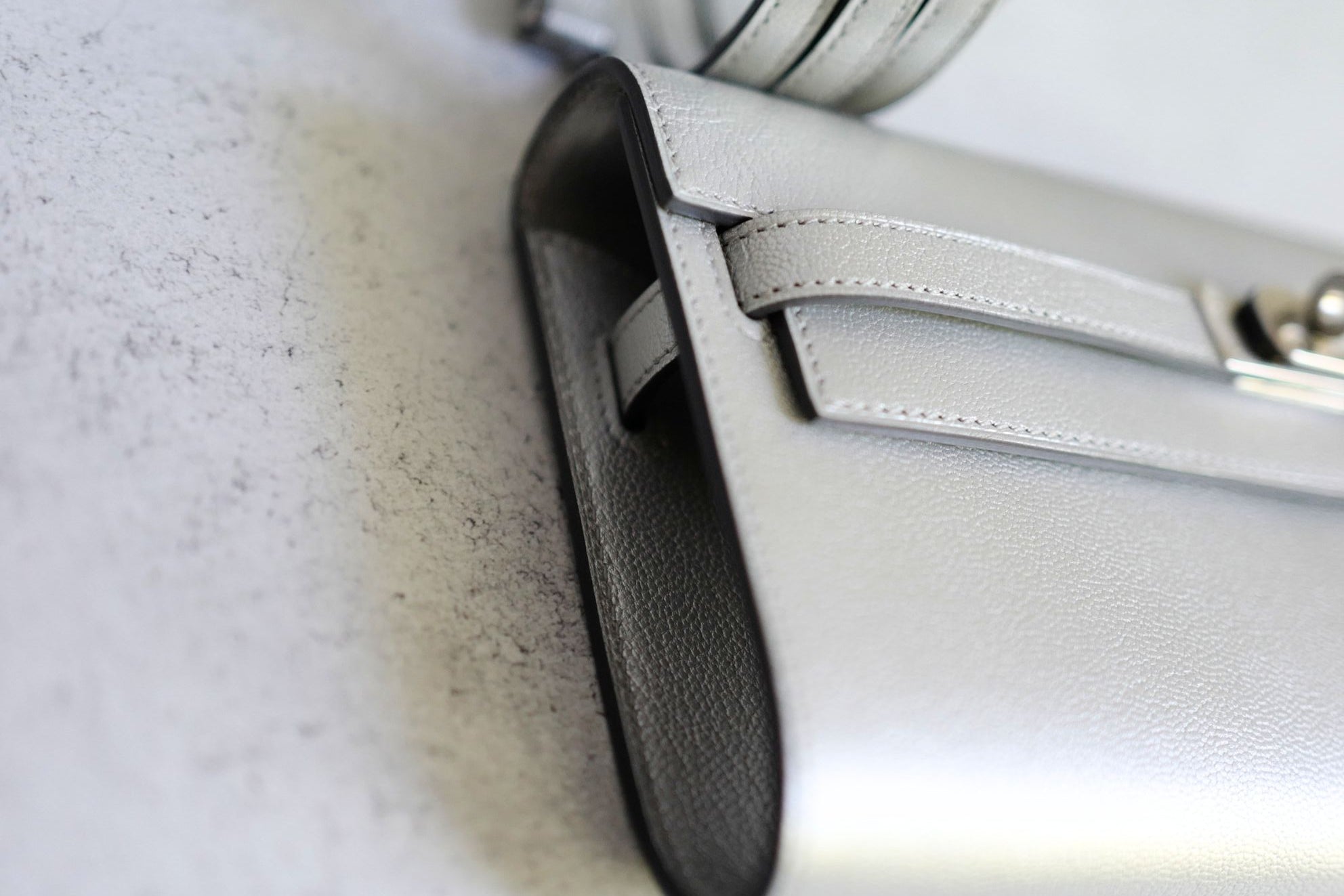 Hermès Kelly To Go Wallet Dore Argent Silver Metallic Chamkilight Goatskin 2026