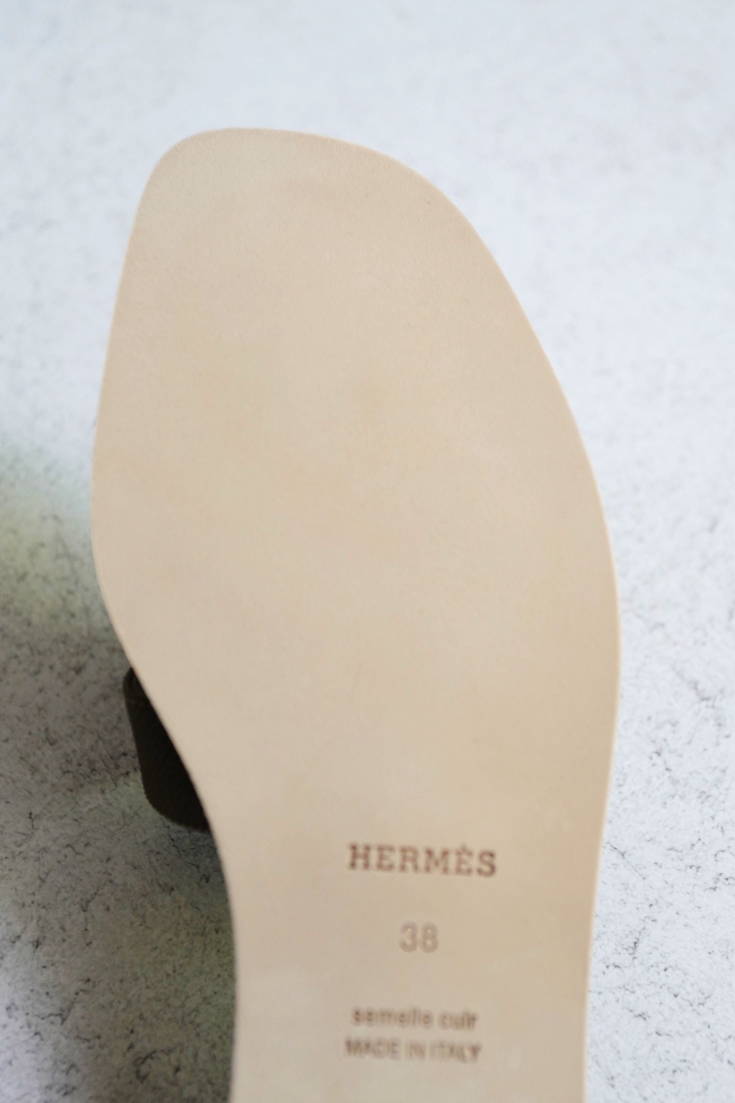 Hermès Oran Sandal Étoupe Calfskin Leather Size 38