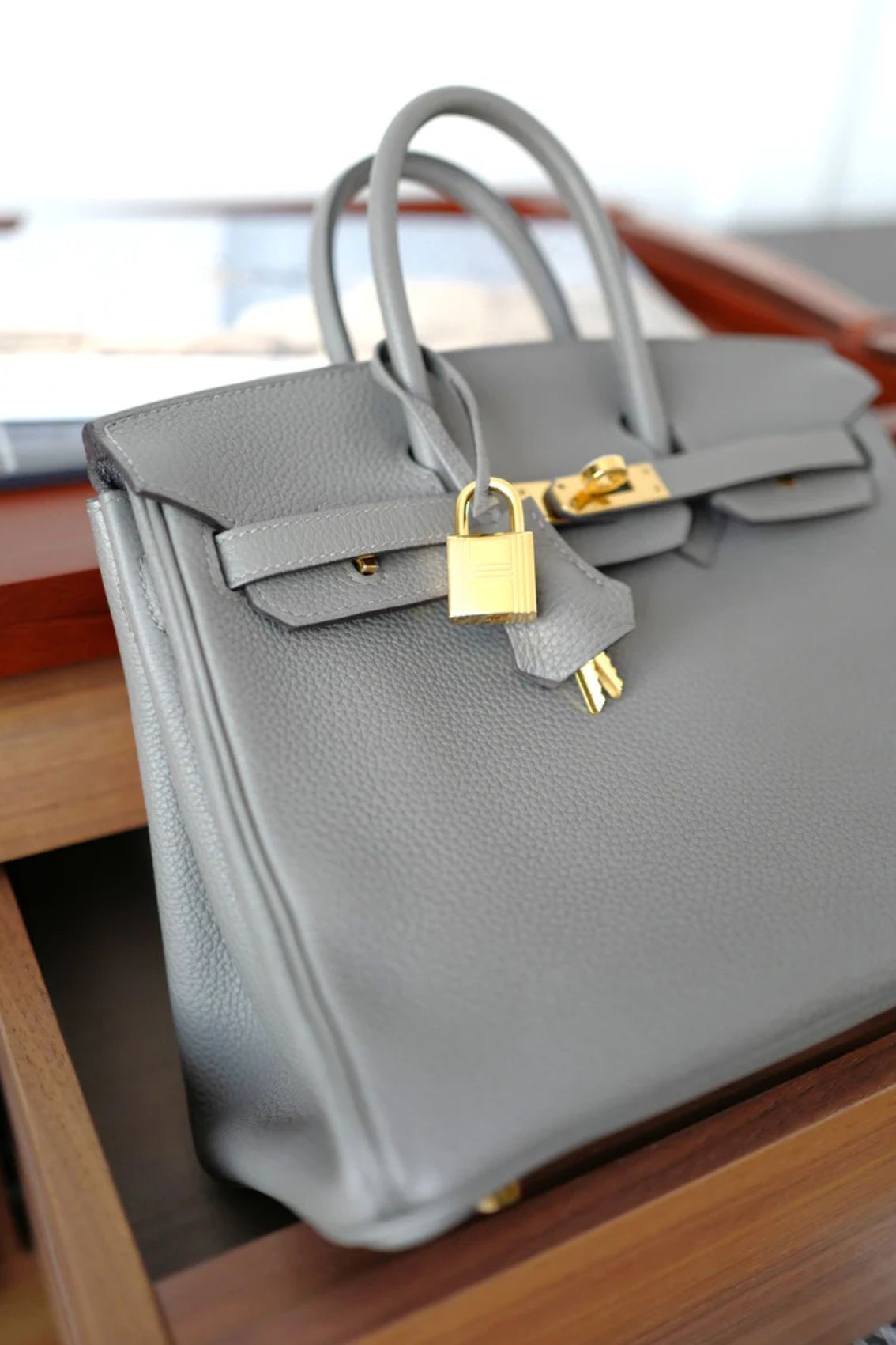Hermès Birkin 25 Gris Meyer Togo Leather Gold Hardware D Stamp