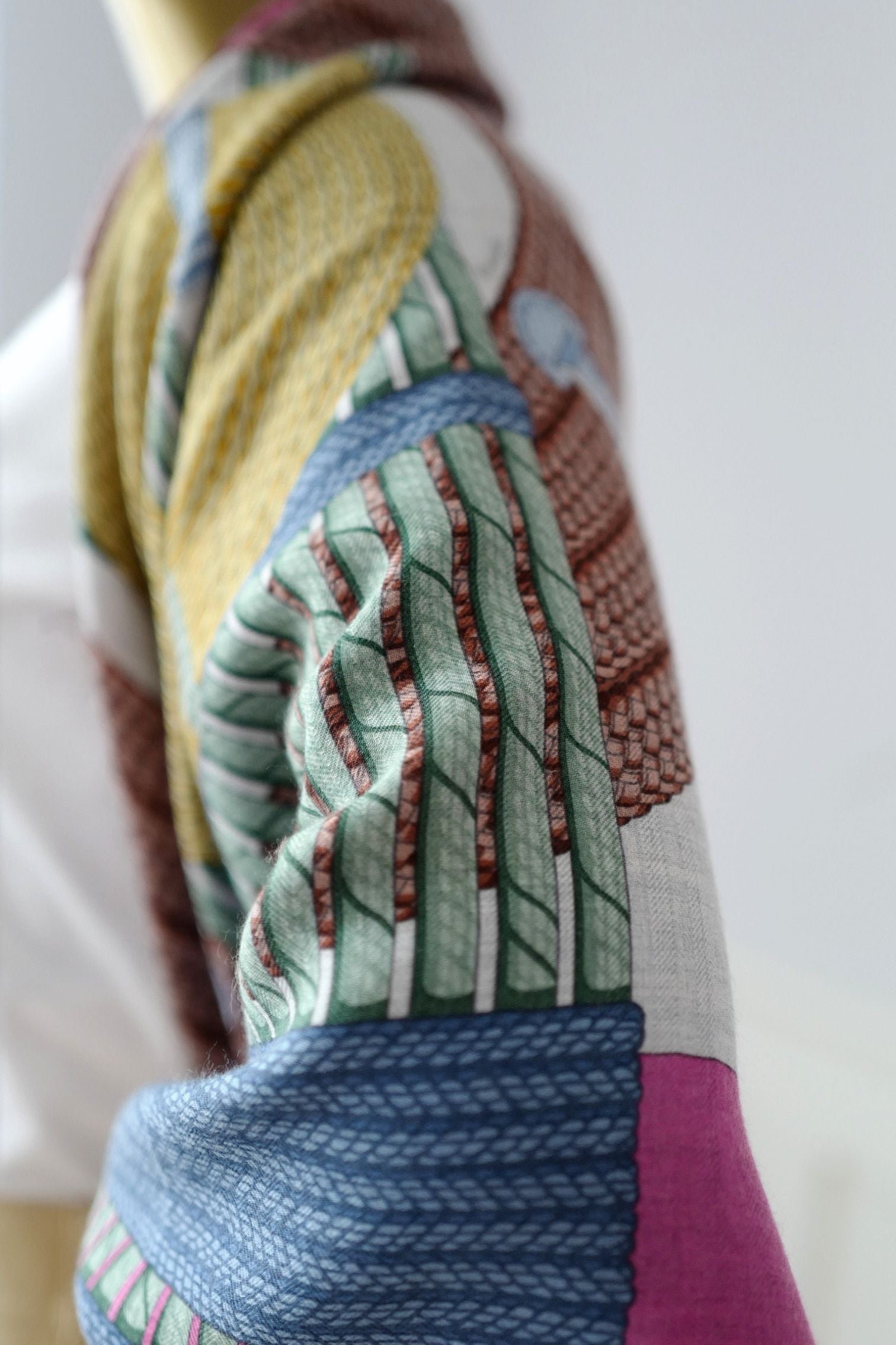 Hermès Dressage Tressage Shawl 140 Bleu Ciel/Rose Rouge Cashmere Silk