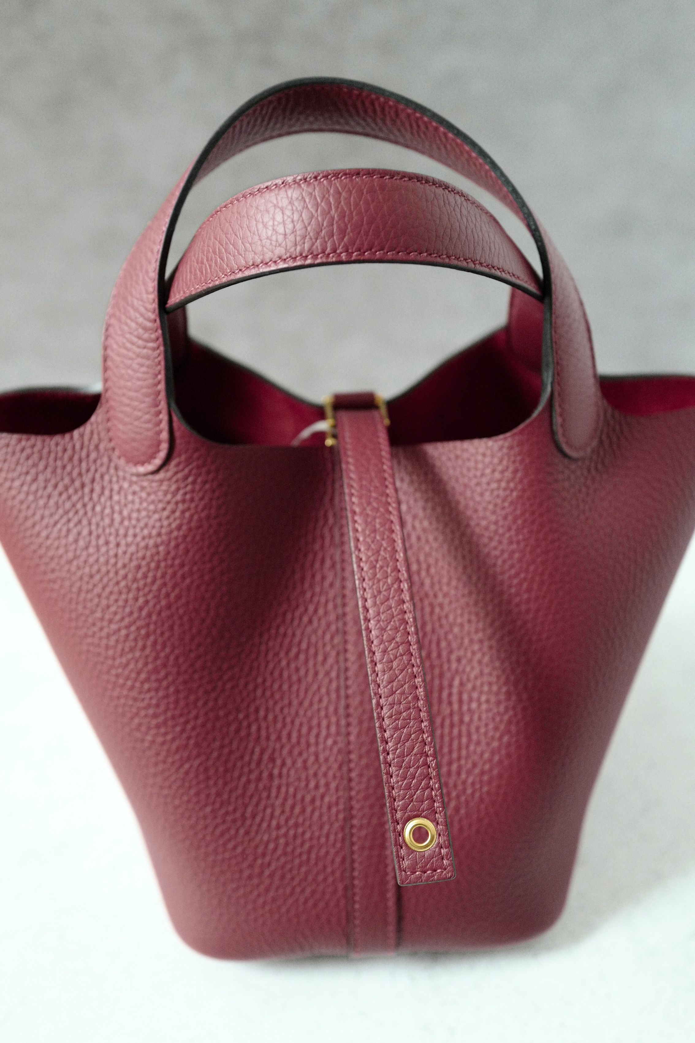 BNIB Hermès Picotin 18 Bag Rouge H Clemence Leather with Gold Hardware