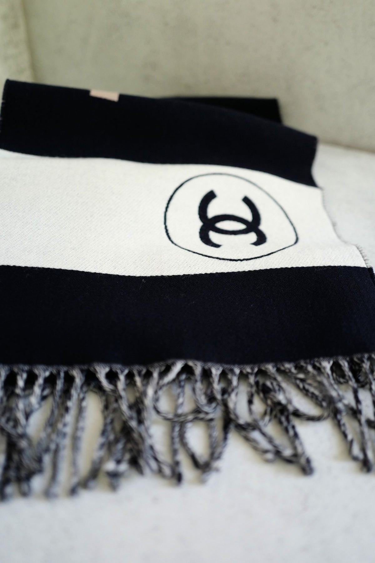 NEW Chanel 25C Wool Shawl Scarf CC Logo Dark Navy Ecru