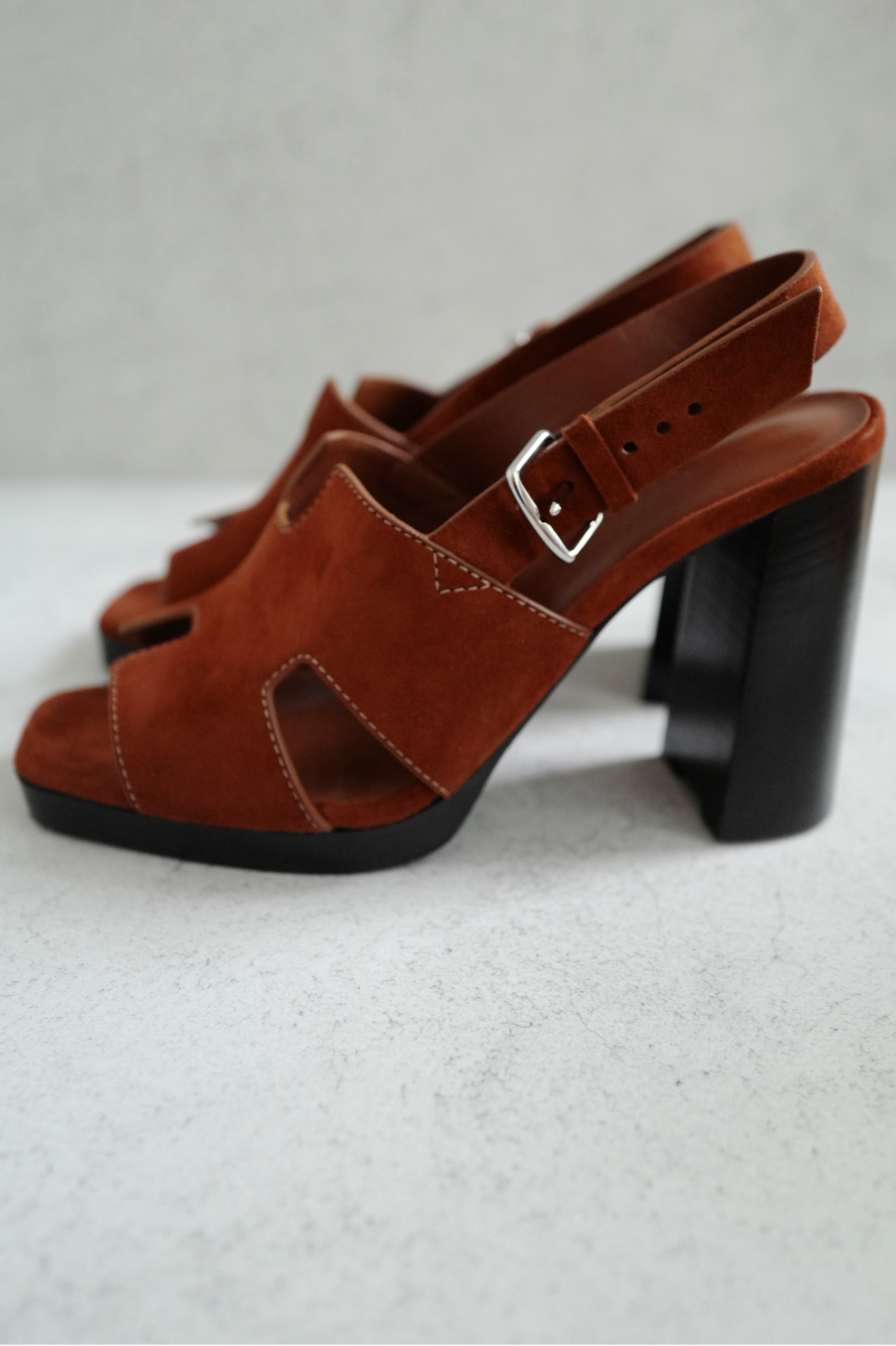 BNIB Hermes Eris 90 Heels Sandal in Gold Color Size 37.5