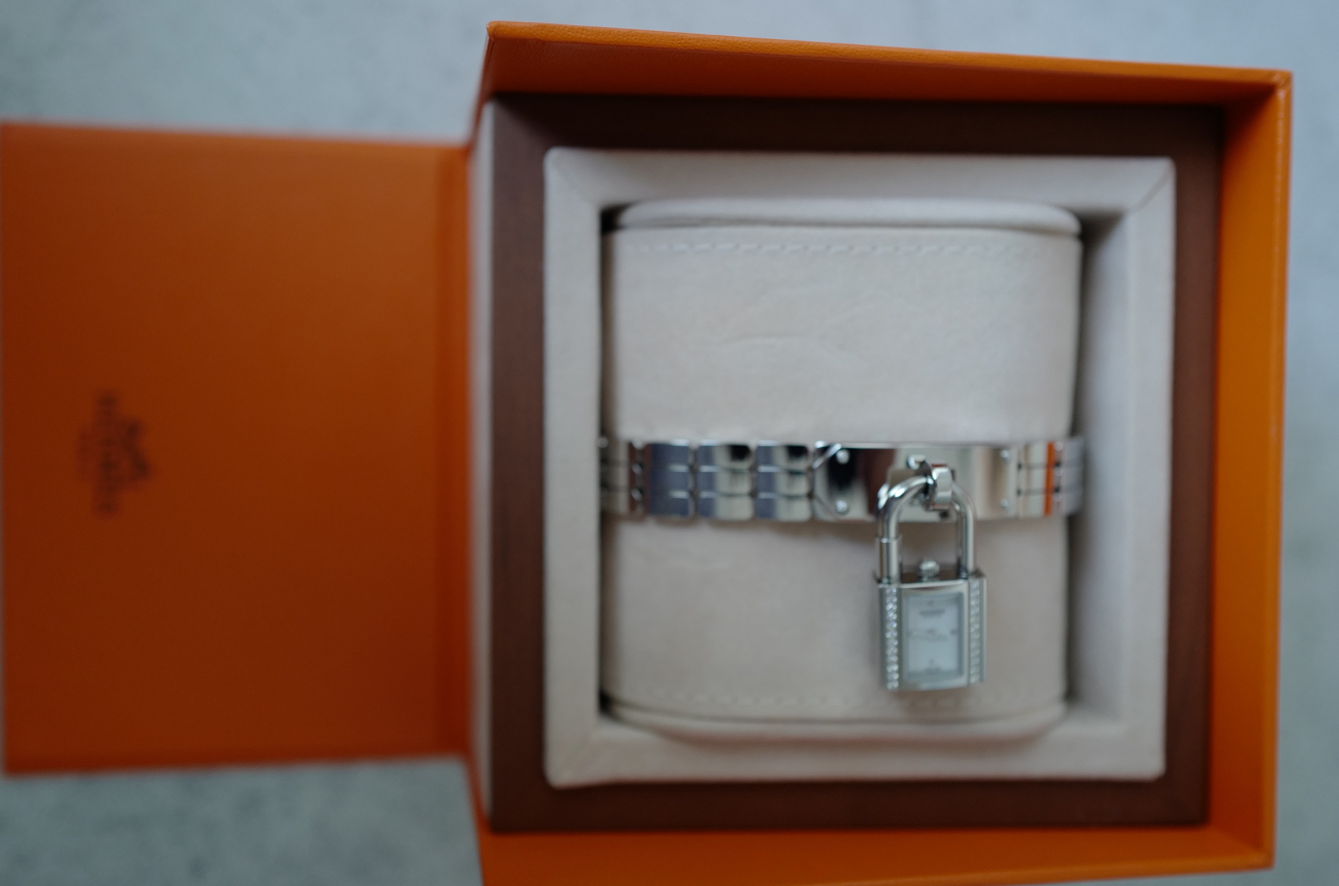 BNIB Hermes Kelly Watch Mini Model 16 mm Diamond Stainless Steel Bracelet