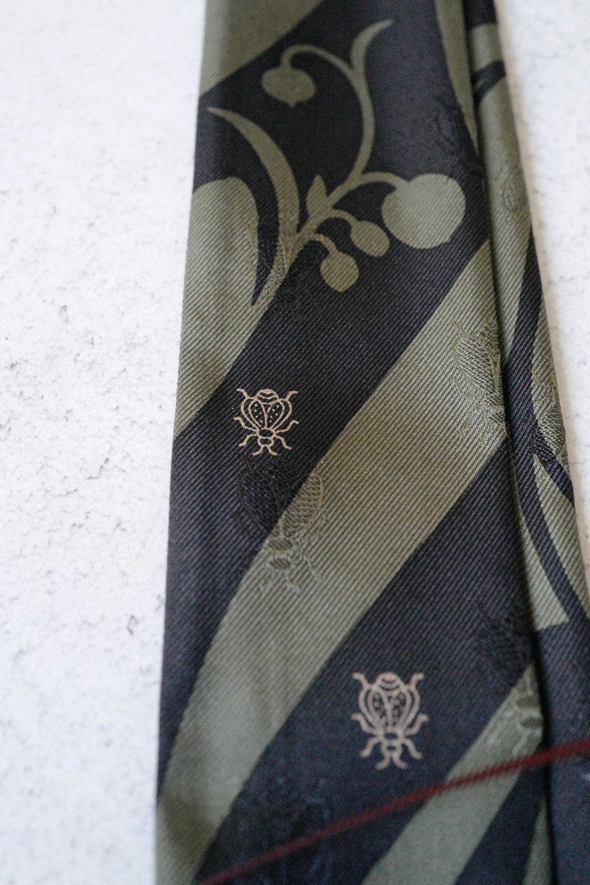 Hermès Twilly Bouquet Final Silk Noir Vert Loden with Leather Fringe