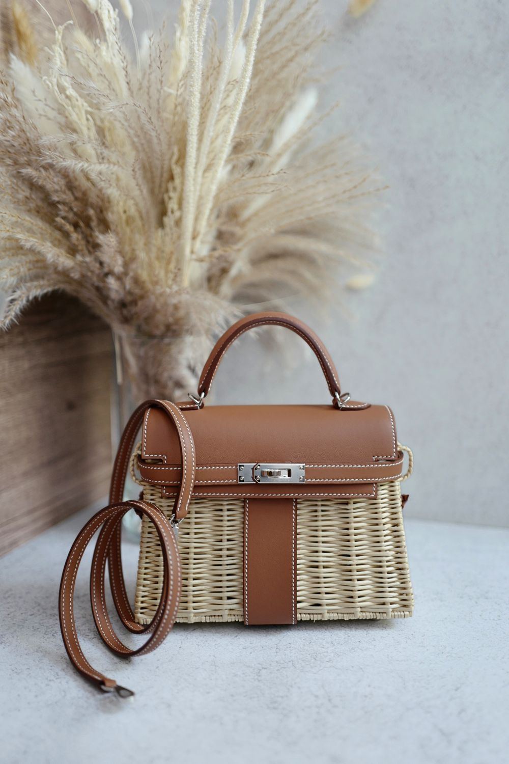BNIB Hermes Mini Kelly Picnic Gold w Palladium Hardware Complete W Receipt