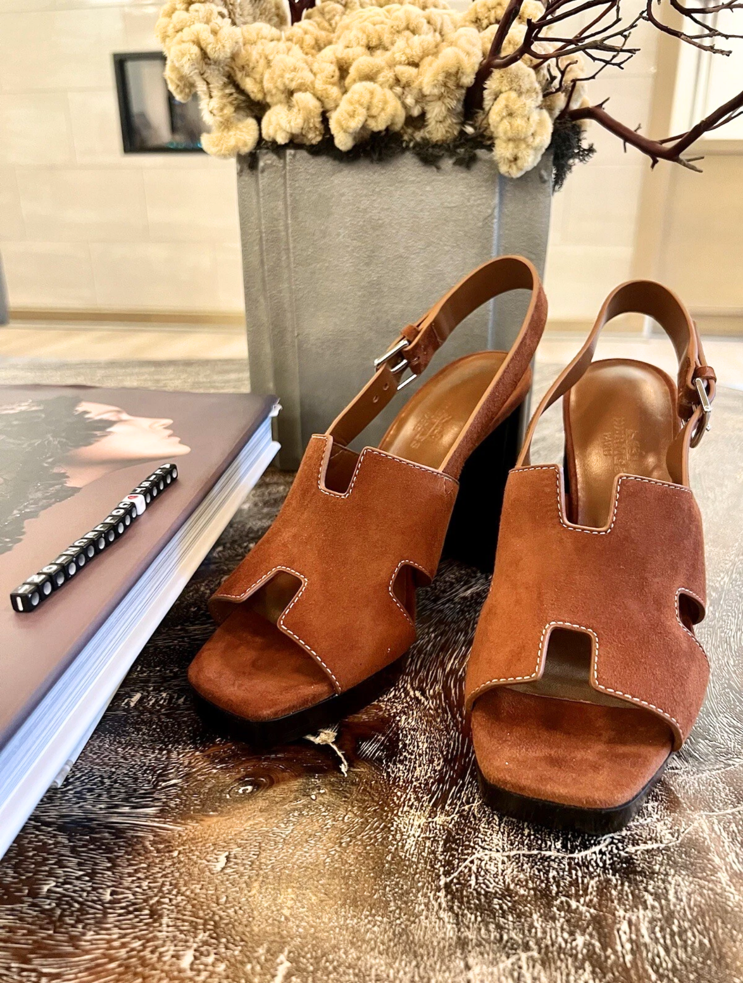 BNIB Hermes Eris 90 Heels Sandal in Gold Color Size 37.5