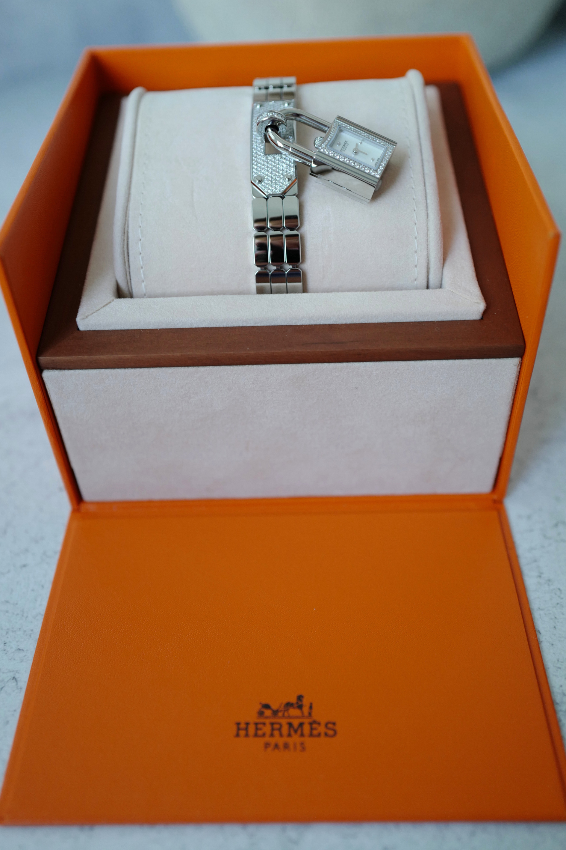 BNIB Hermes Kelly Watch Mini Model 16 mm Diamond Stainless Steel Bracelet
