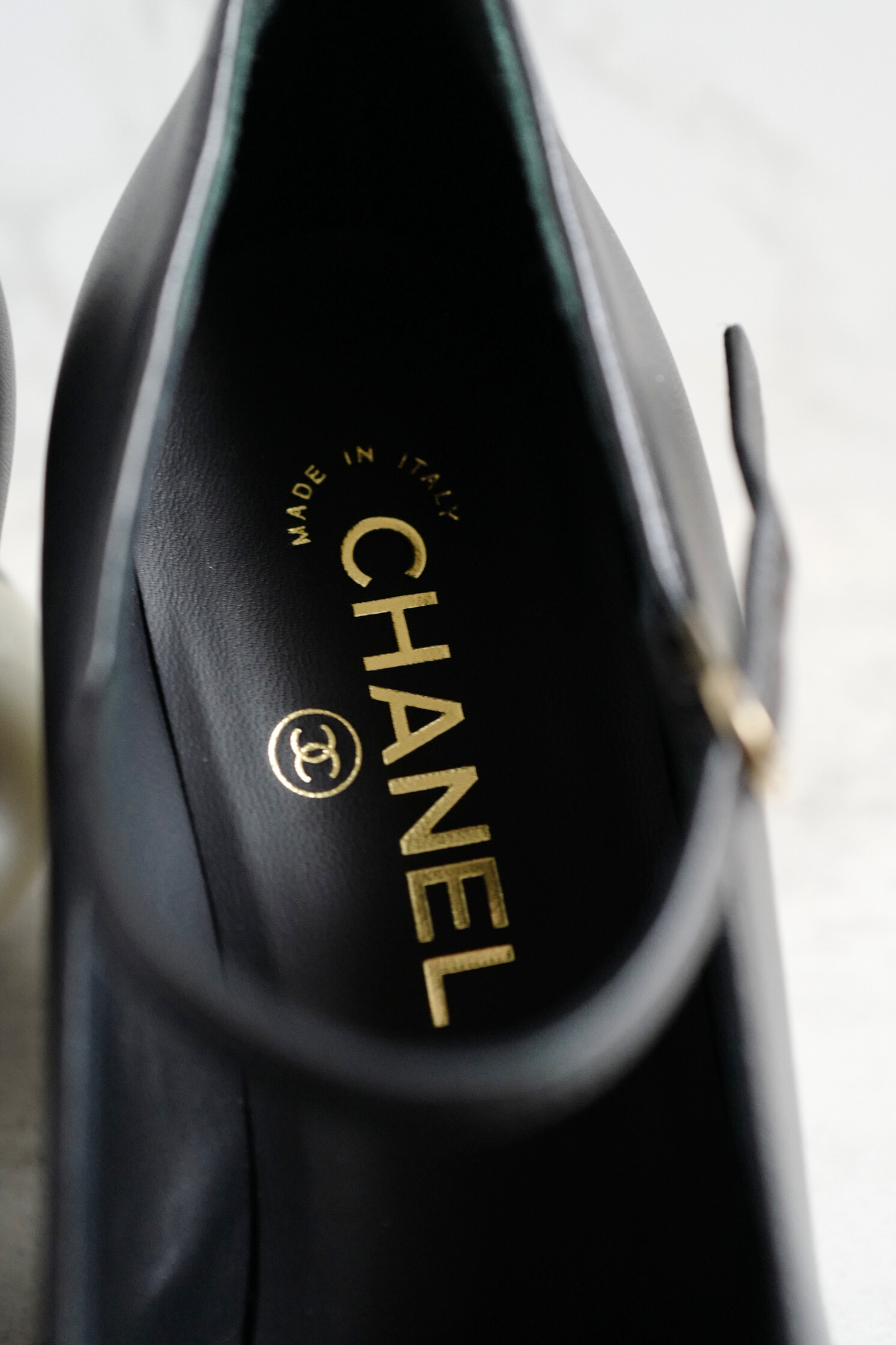 Chanel Mary Jane Black Leather Cap Toe Heels Size 37.5