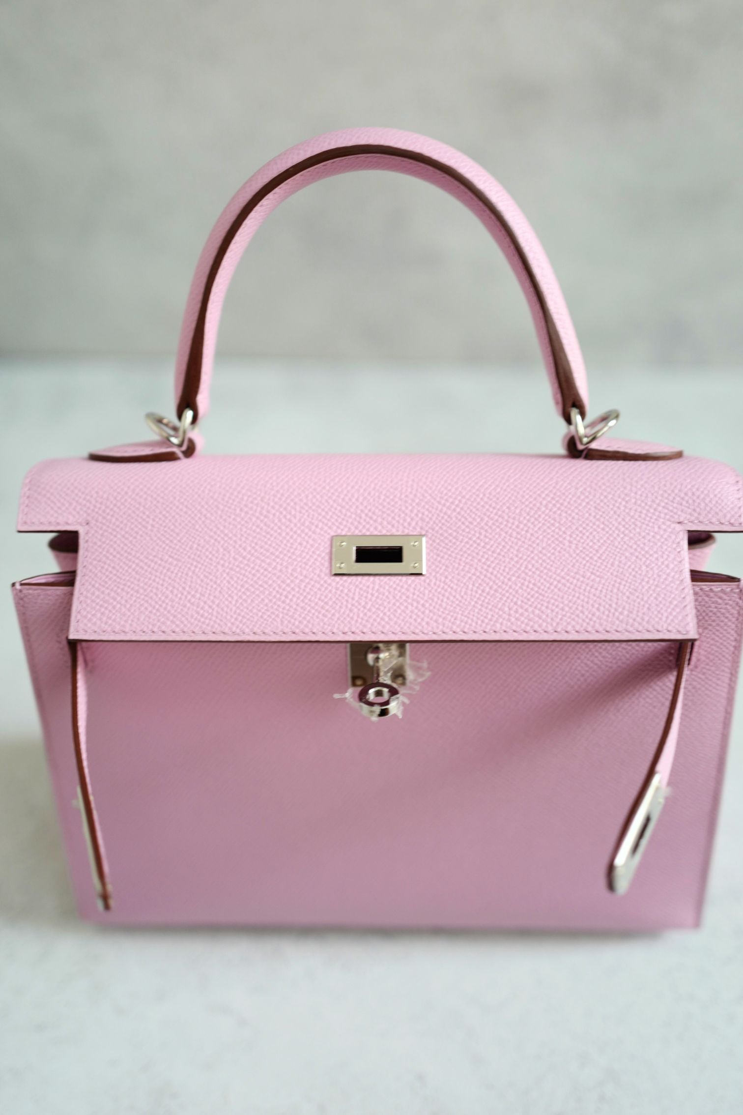 BNIB Hermès Kelly 25 Mauve Sylvestre Epsom Sellier PHW G Stamp 2026