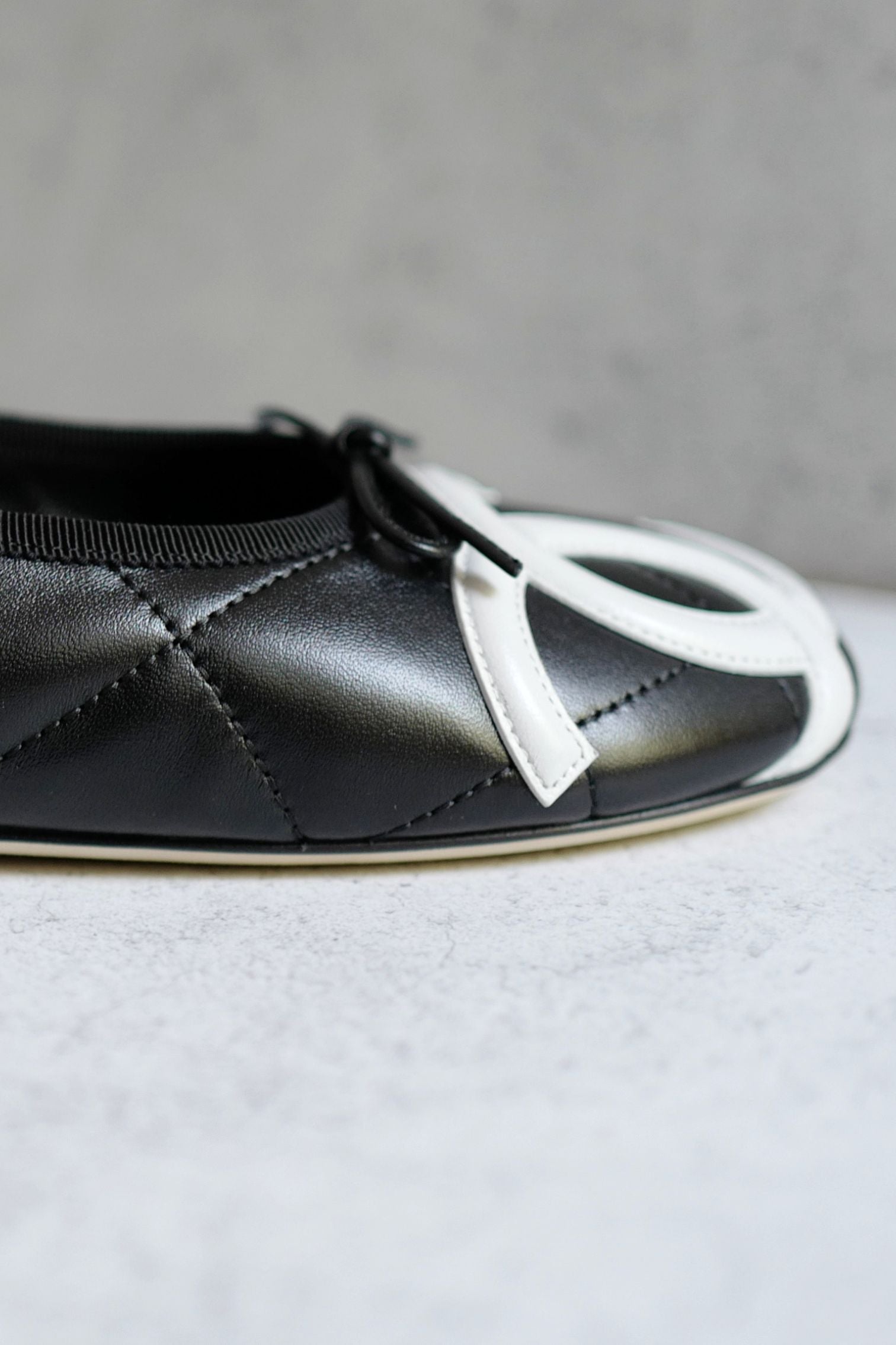 Chanel 26M Coco Beach Ballet Flats Black Lambskin Size 37.5