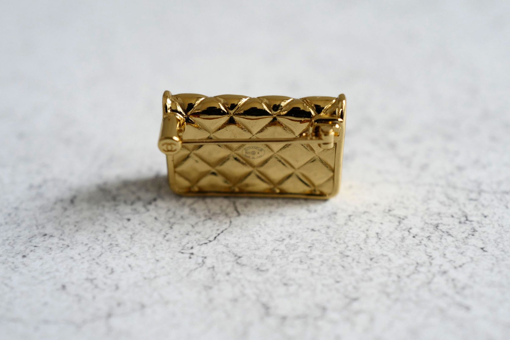 CHANEL Brooch B23K Matelasse bag motif Gold Metal BNIB NEW