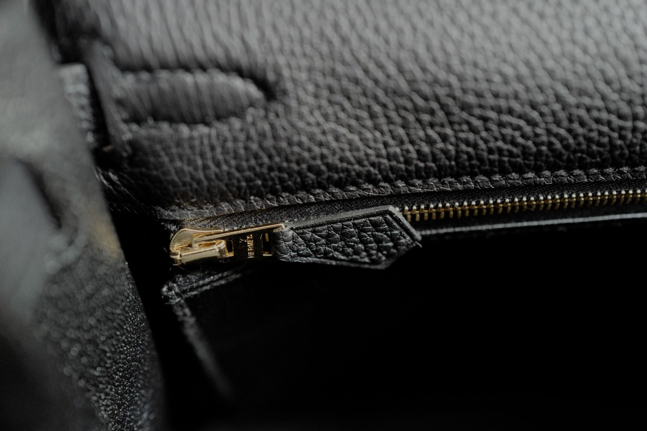 Hermès Kelly 25 Retourne Black Togo Leather Gold Hardware 2025