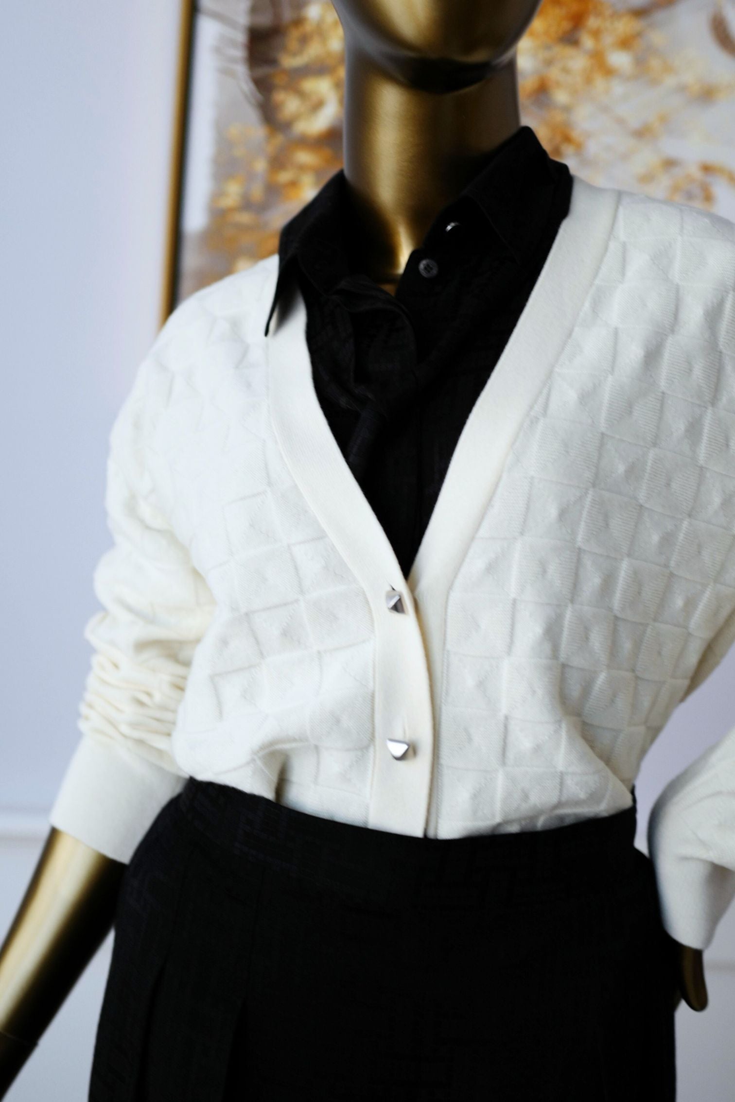 Hermès Maille Médor Softerwear Blanc Naturel Knit Cardigan Button Front Size 38