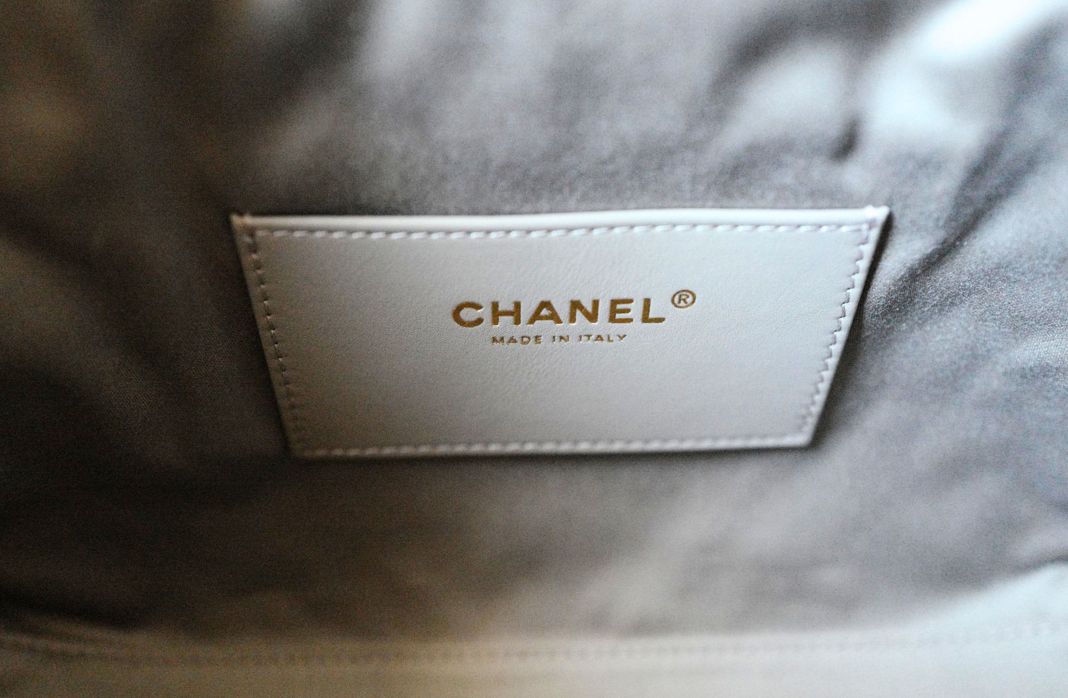 BNIB Chanel 25K Small Hobo Bag grey Suede with Gold Hardware