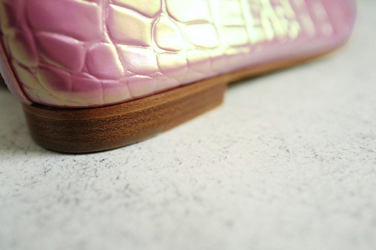 NEW Chanel 26K Matthieu Blazy's Ballet Flats Croc Embossed Calfskin Pink Size 37