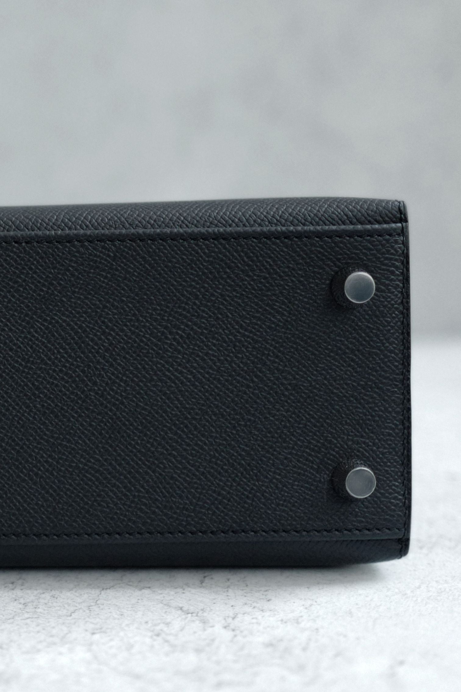 NEW Hermès Kelly 25 Black Epsom Sellier Palladium Hardware