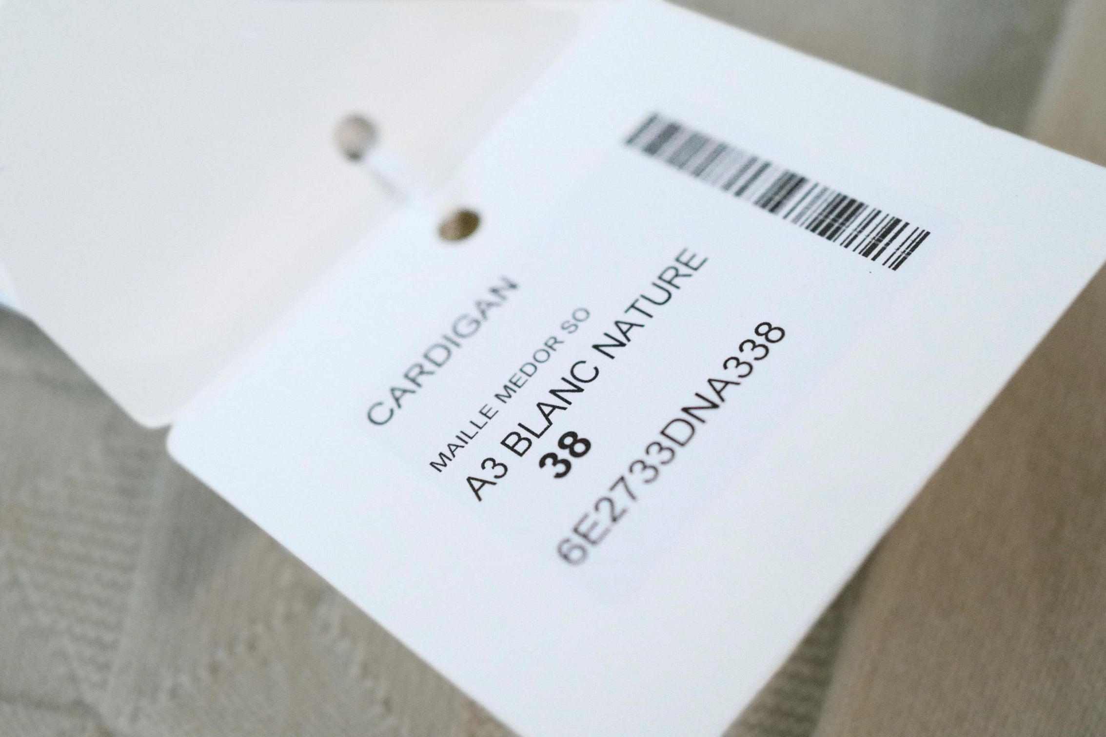 Hermès Maille Médor Softerwear Blanc Naturel Knit Cardigan Button Front Size 38