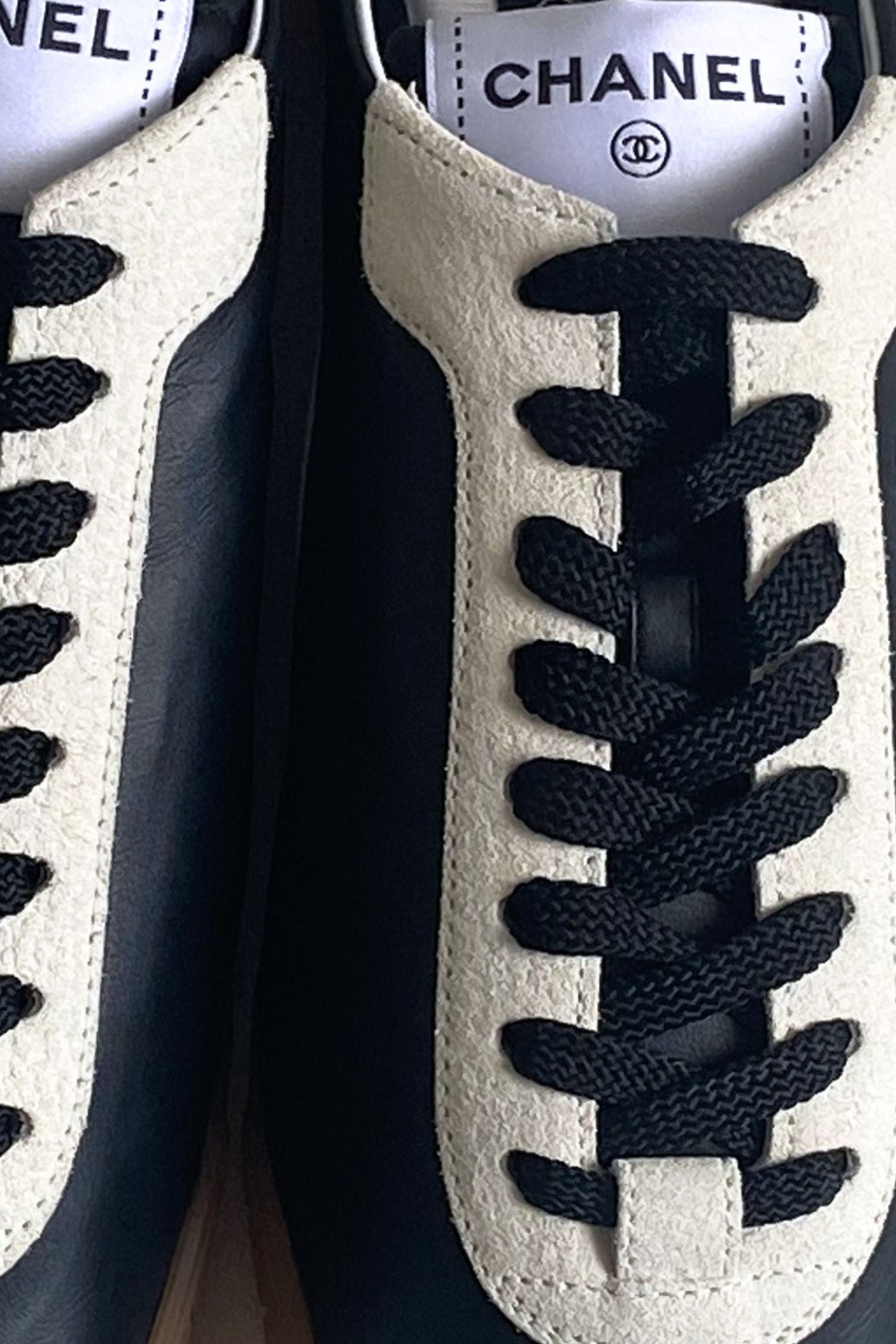 NEW Chanel 26P Sneakers Black White Calfskin Embossed Suede Size 39