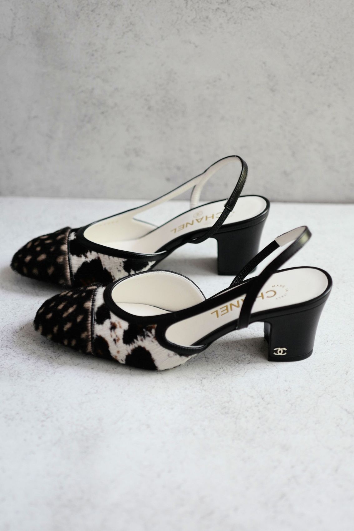 Chanel 26S Slingbacks Matthieu Blazy's White/Brown/Black Calfskin Size 38