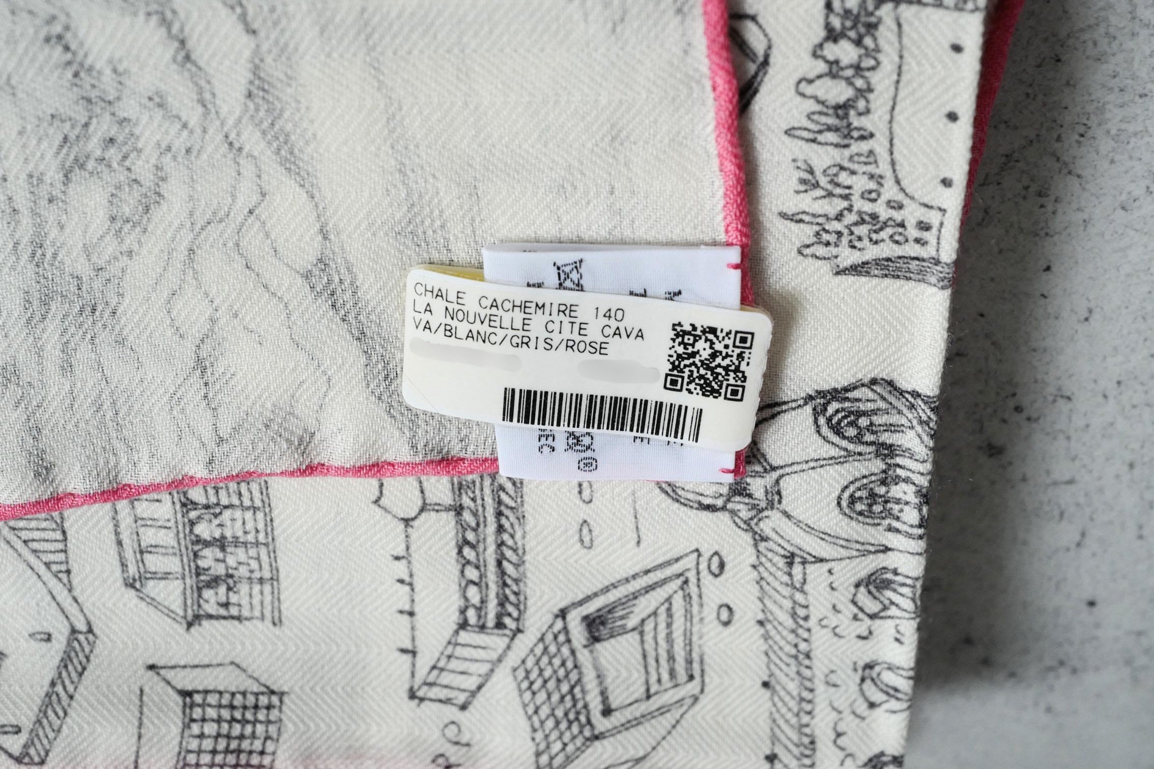 Hermès La Nouvelle Cite Cavaliere Shawl 140 Blanc/Gris/Rose Cashmere Silk