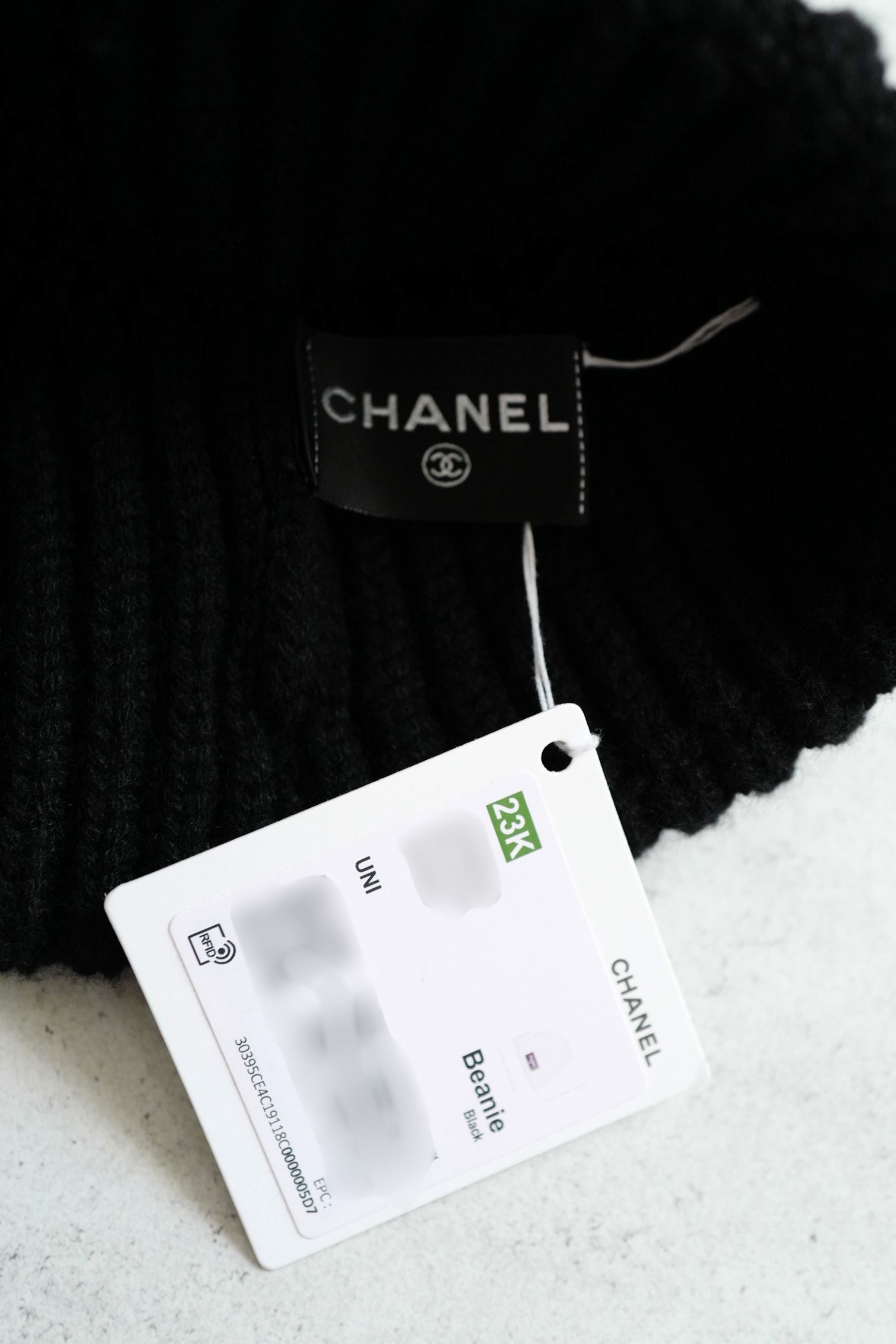 Chanel Black Cashmere Beanie Sequin CHANEL Logo Hat New 23